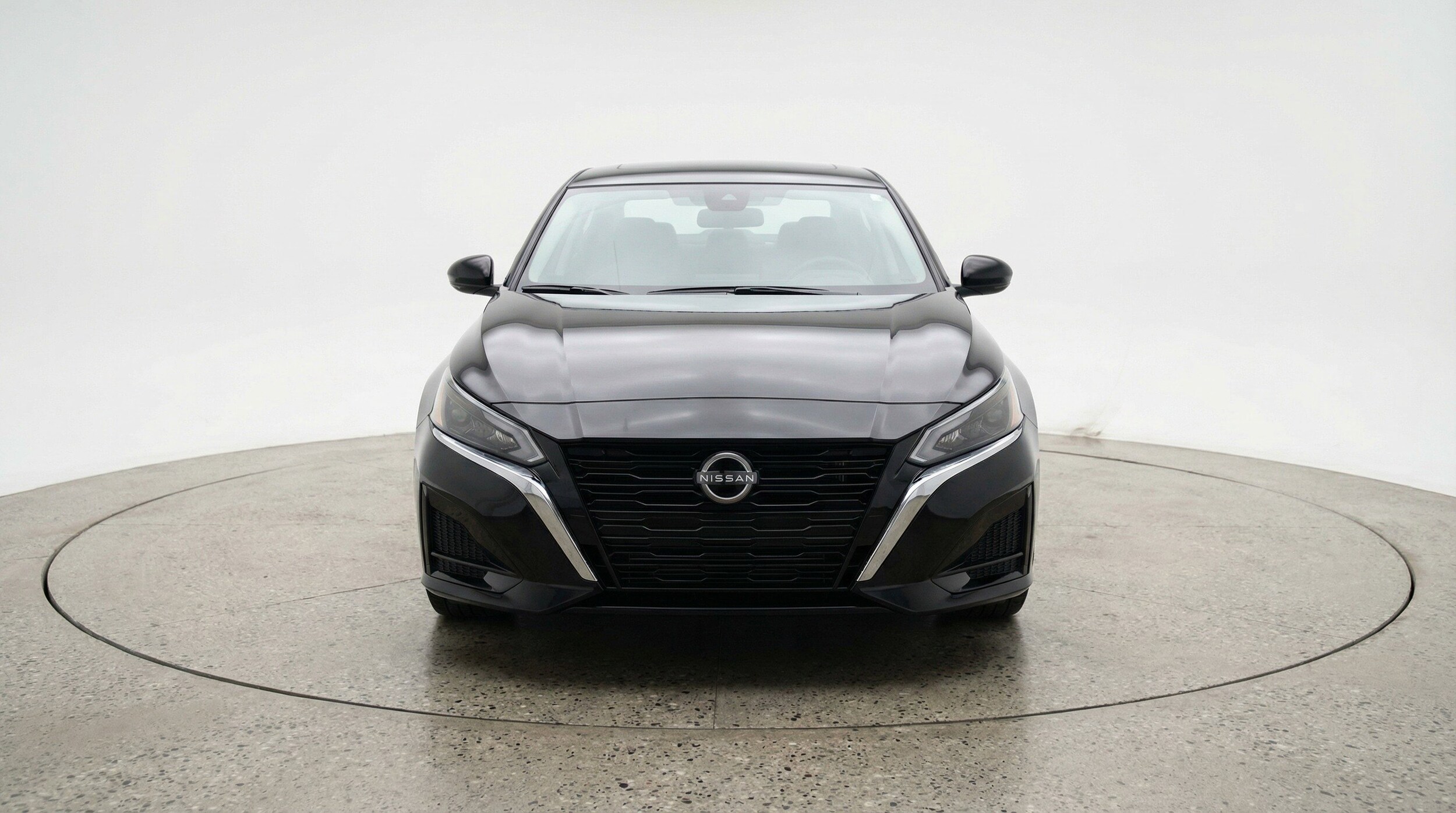 Thumbnail: 2025 Nissan Altima - 2