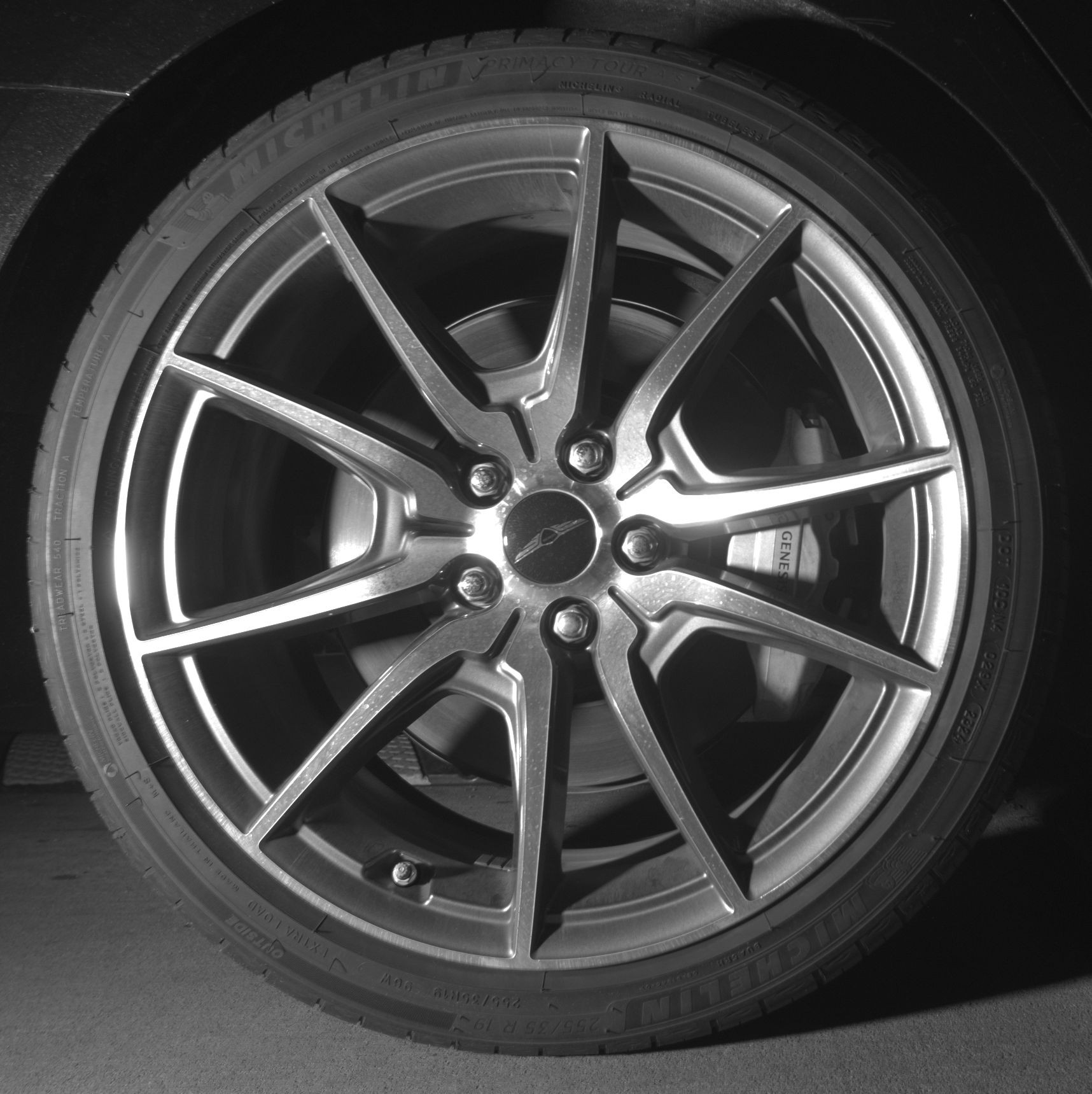 Thumbnail: 2025 Genesis G70 - 12