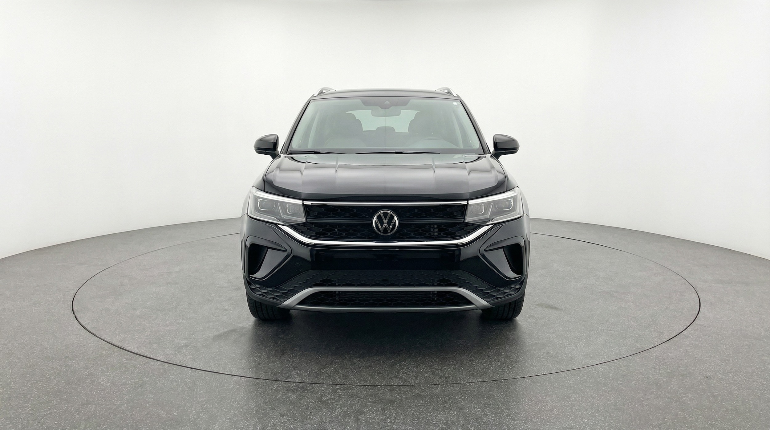 Thumbnail: 2025 Volkswagen Taos - 2