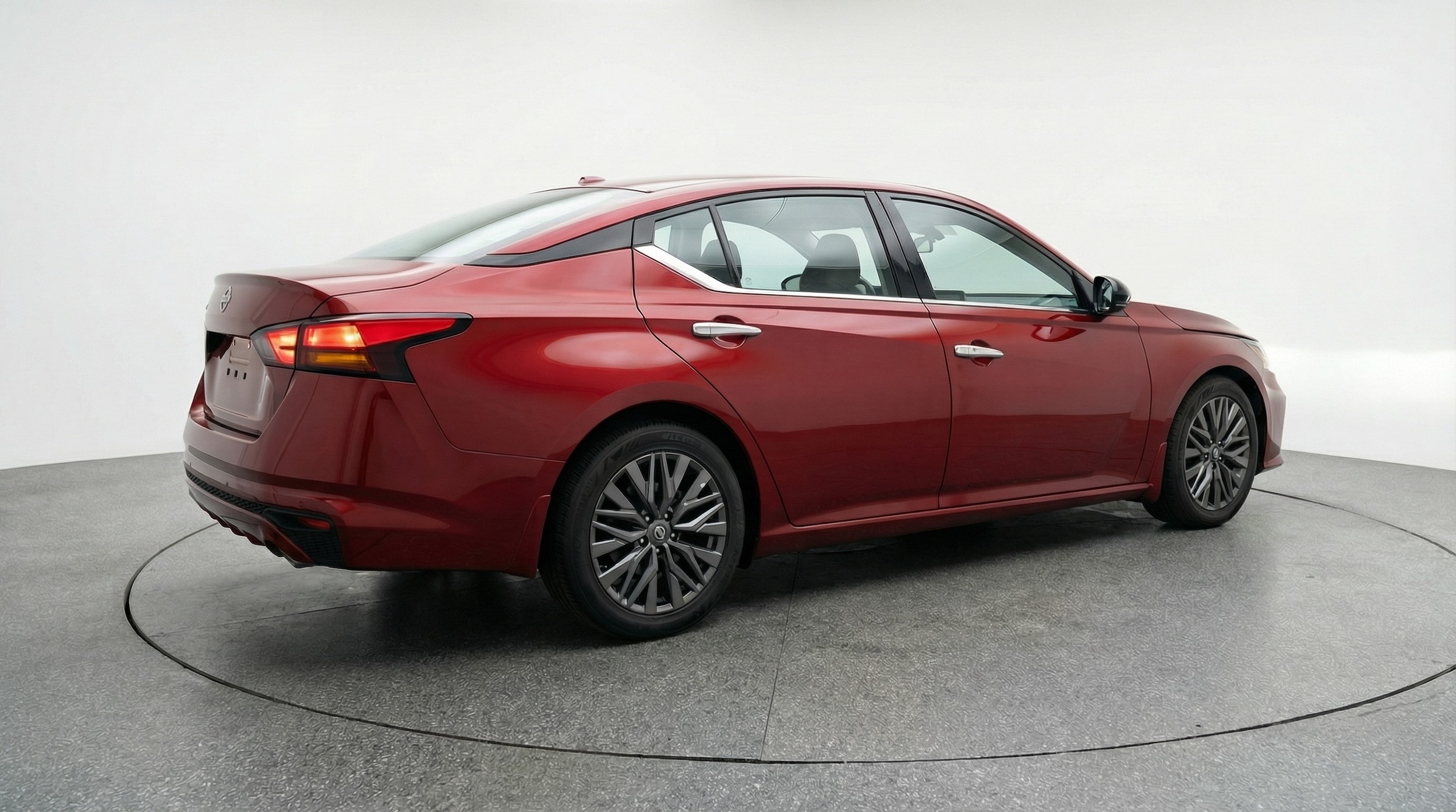 Thumbnail: 2025 Nissan Altima - 7