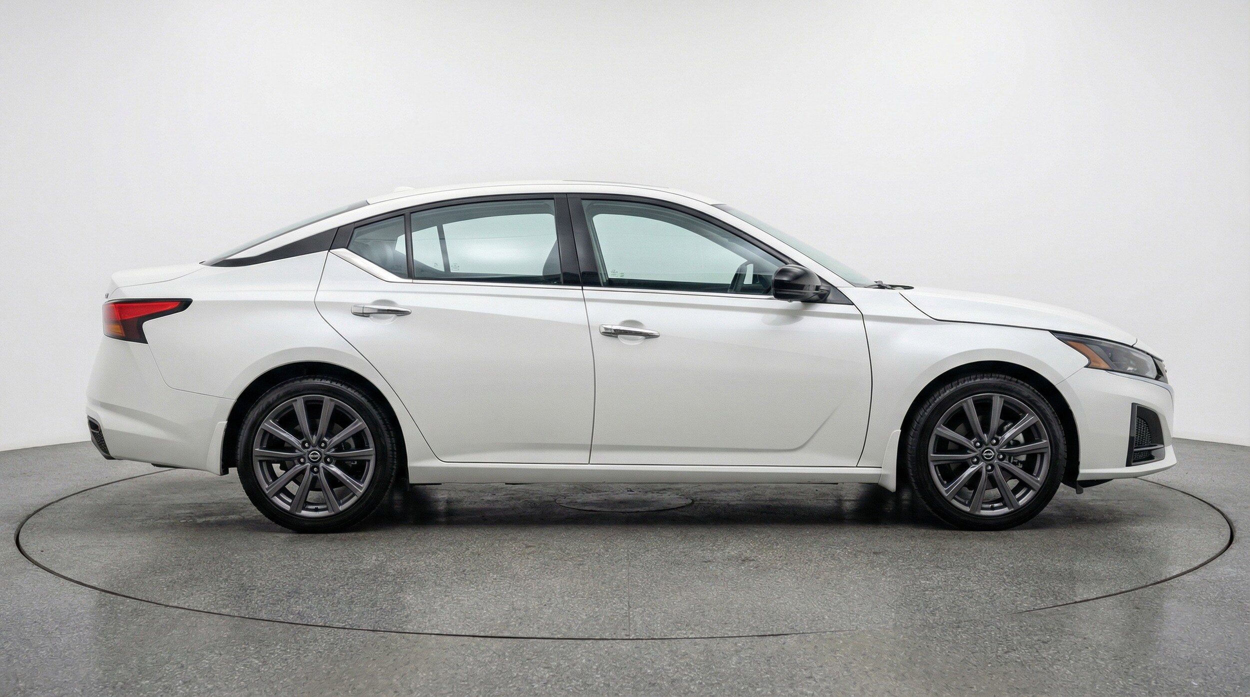 Thumbnail: 2025 Nissan Altima - 11