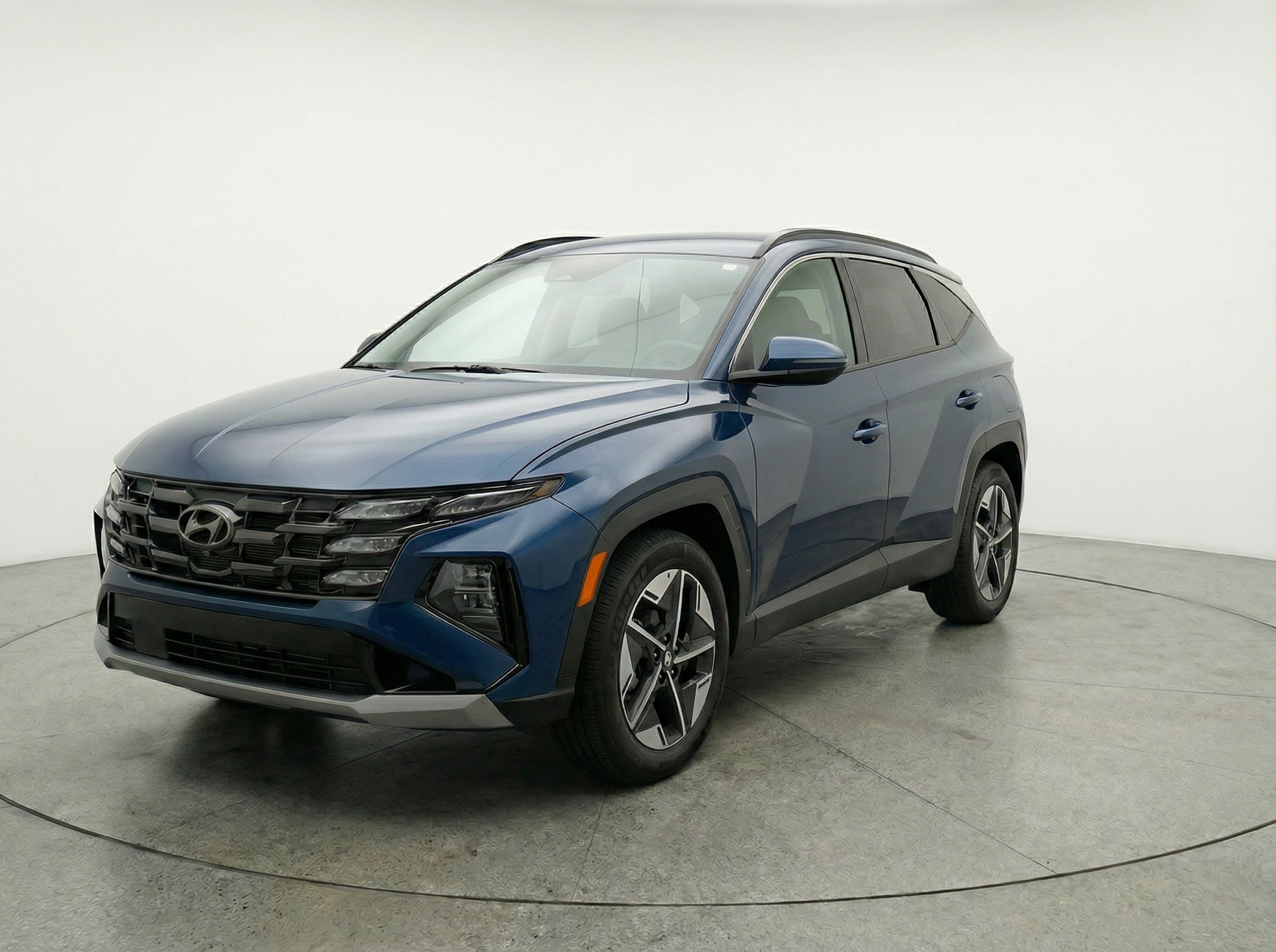 Thumbnail: 2025 Hyundai Tucson - 3