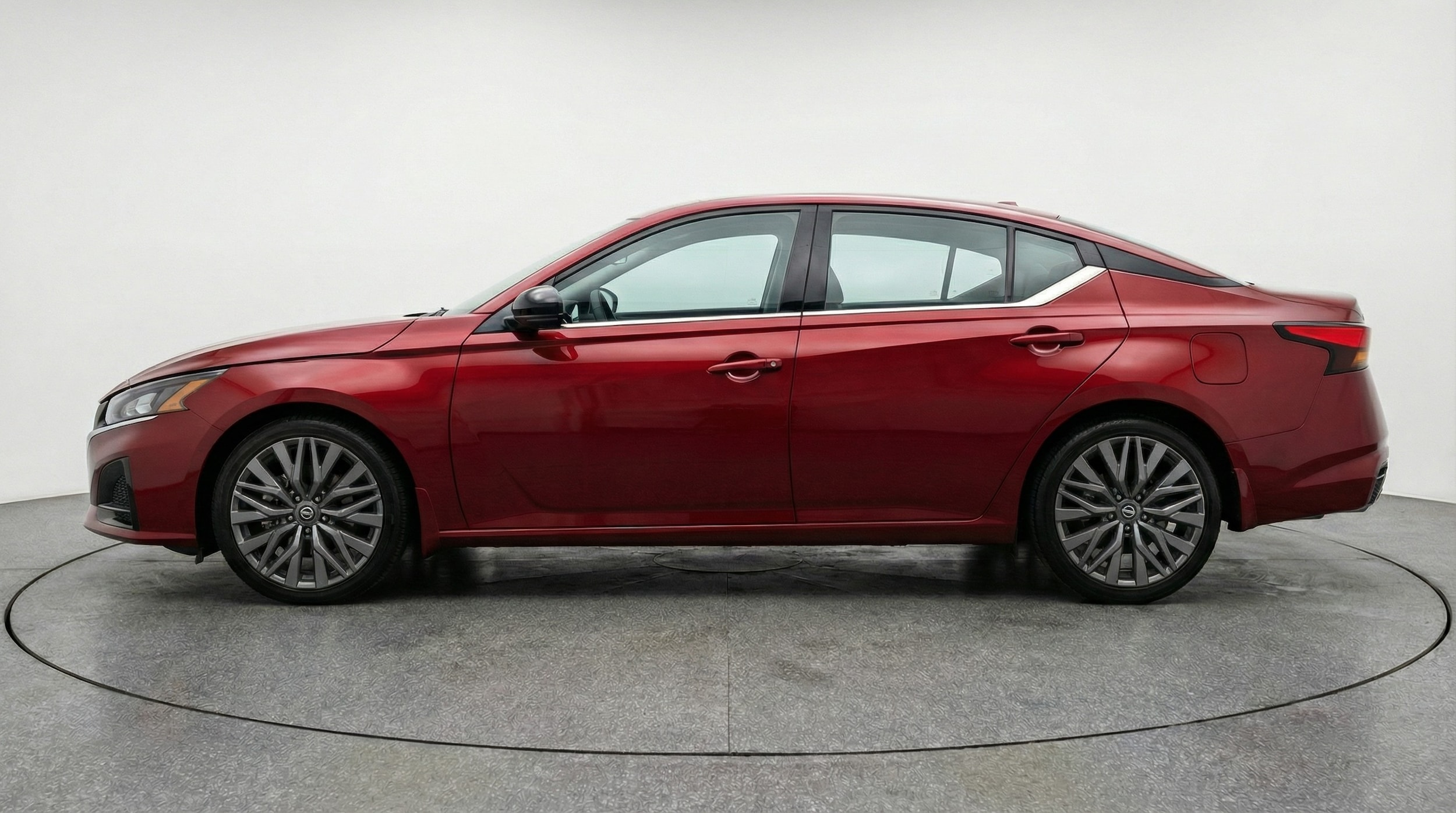 Thumbnail: 2025 Nissan Altima - 4