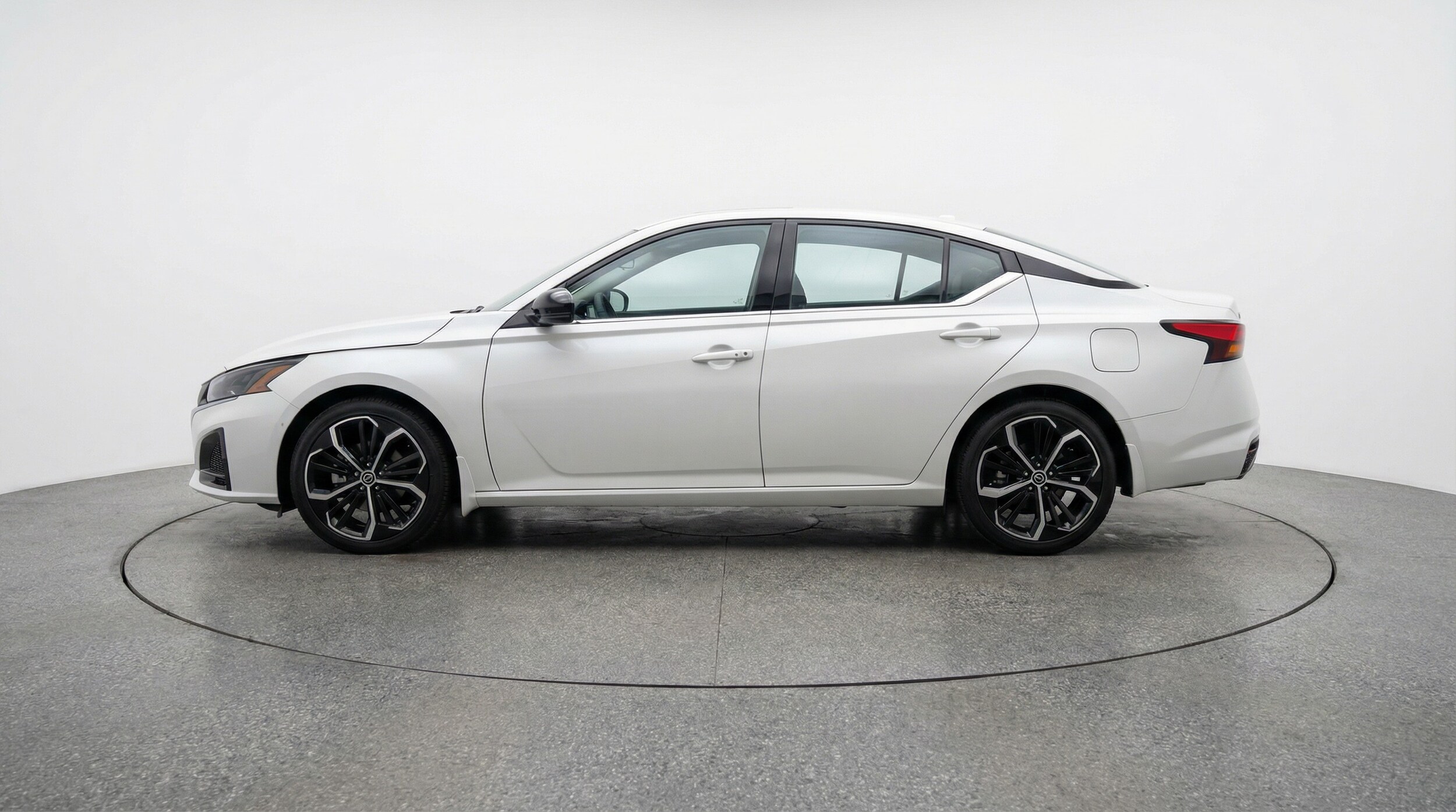 Thumbnail: 2025 Nissan Altima - 4