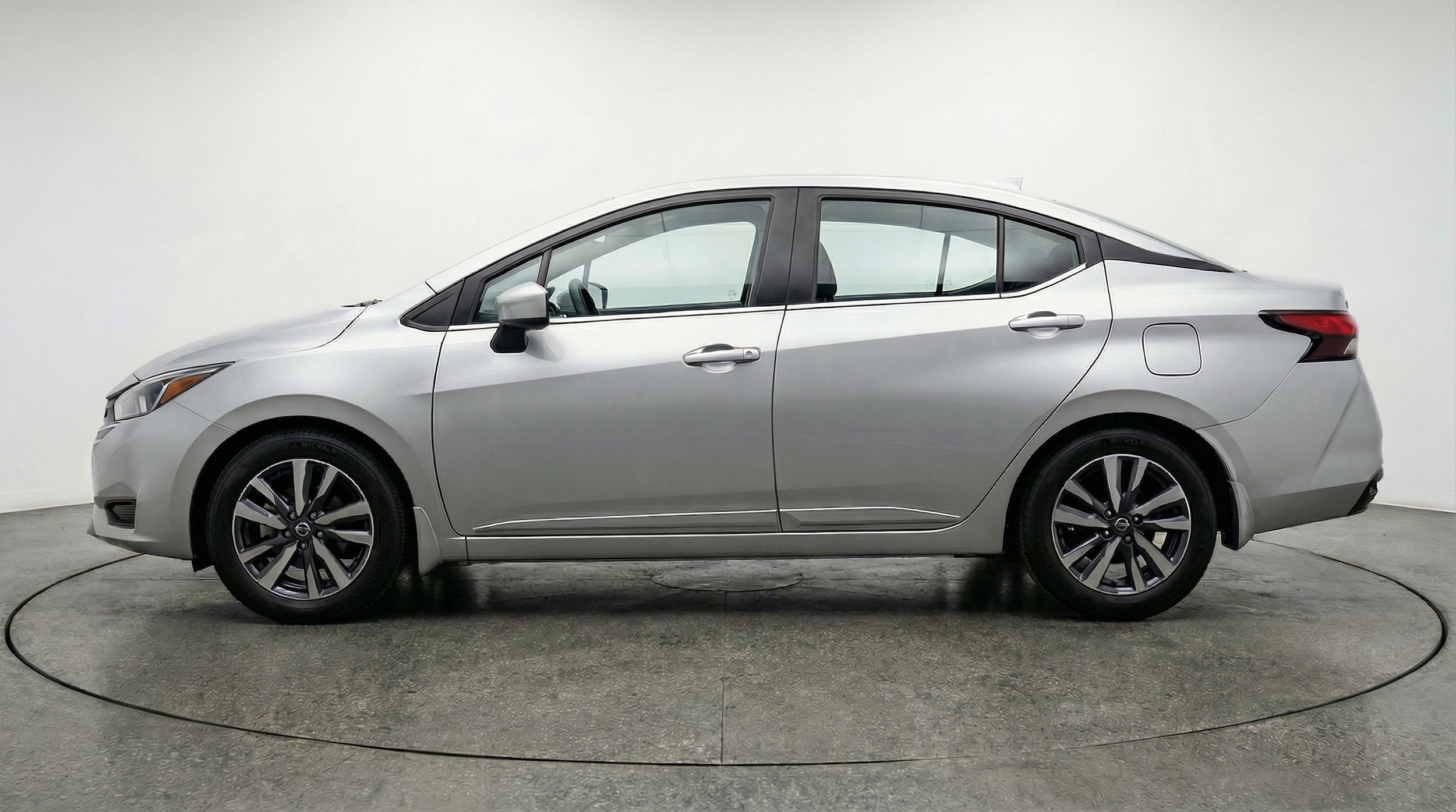 Thumbnail: 2025 Nissan Versa - 5