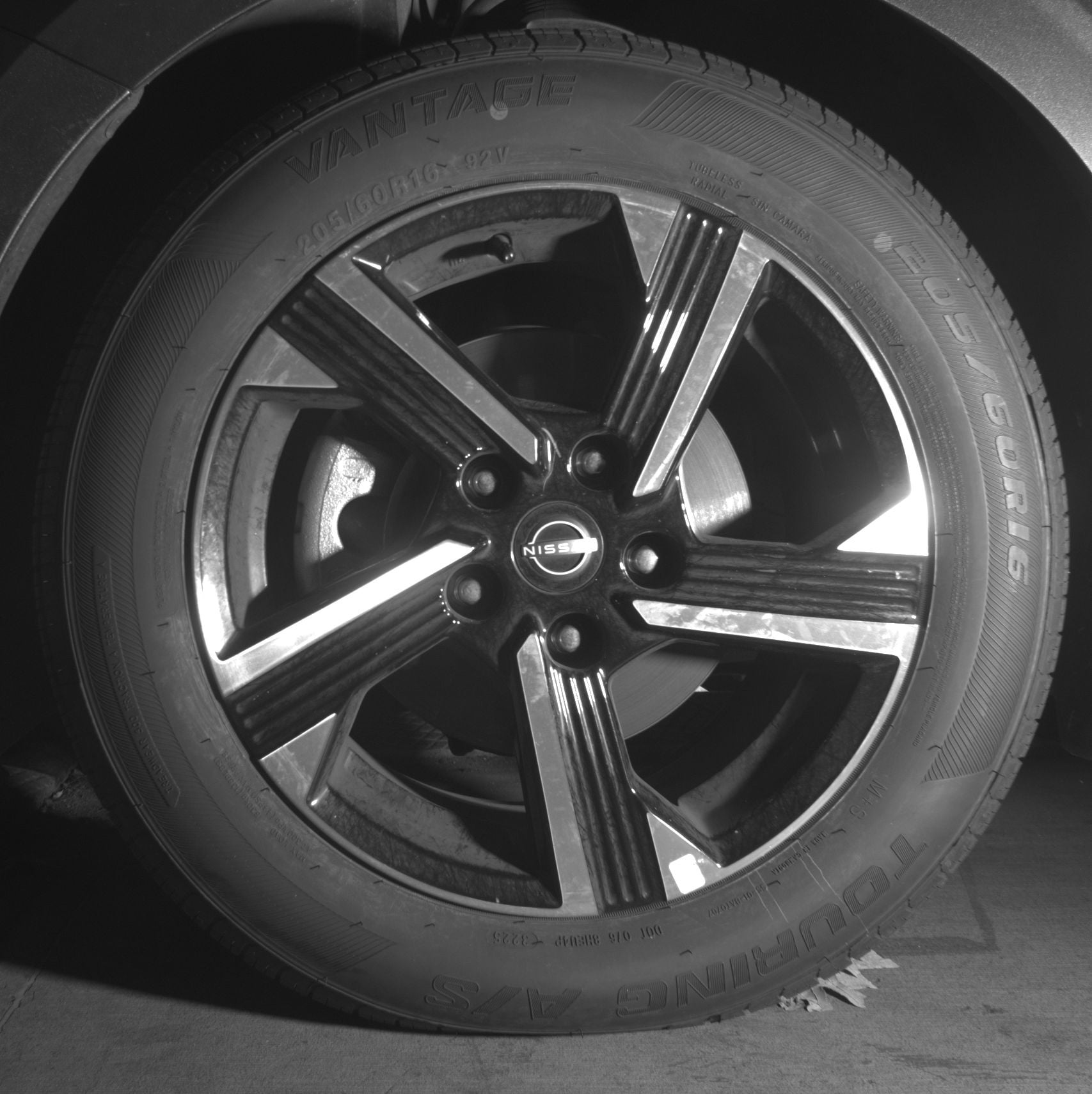 Thumbnail: 2025 Nissan Sentra - 9