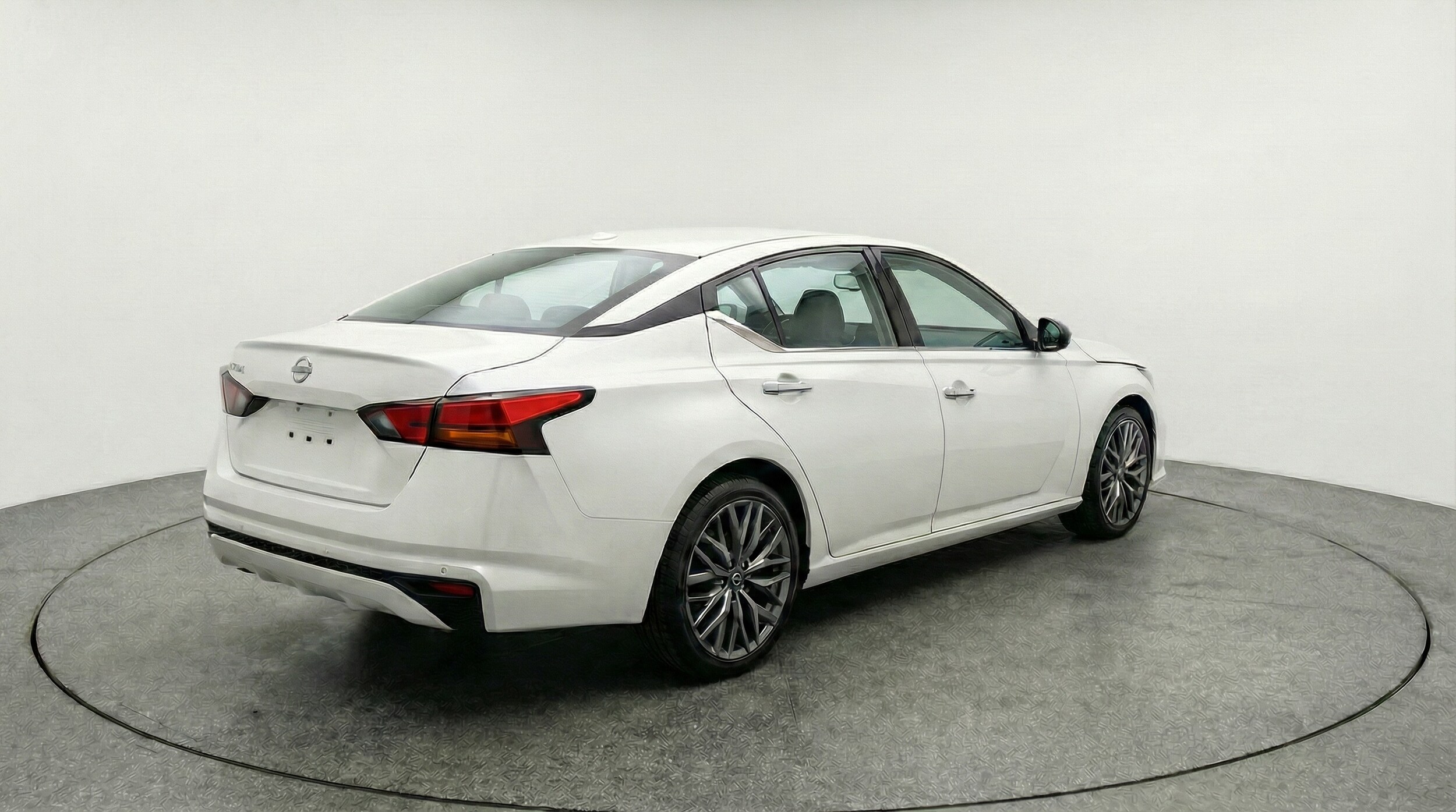 Thumbnail: 2025 Nissan Altima - 7