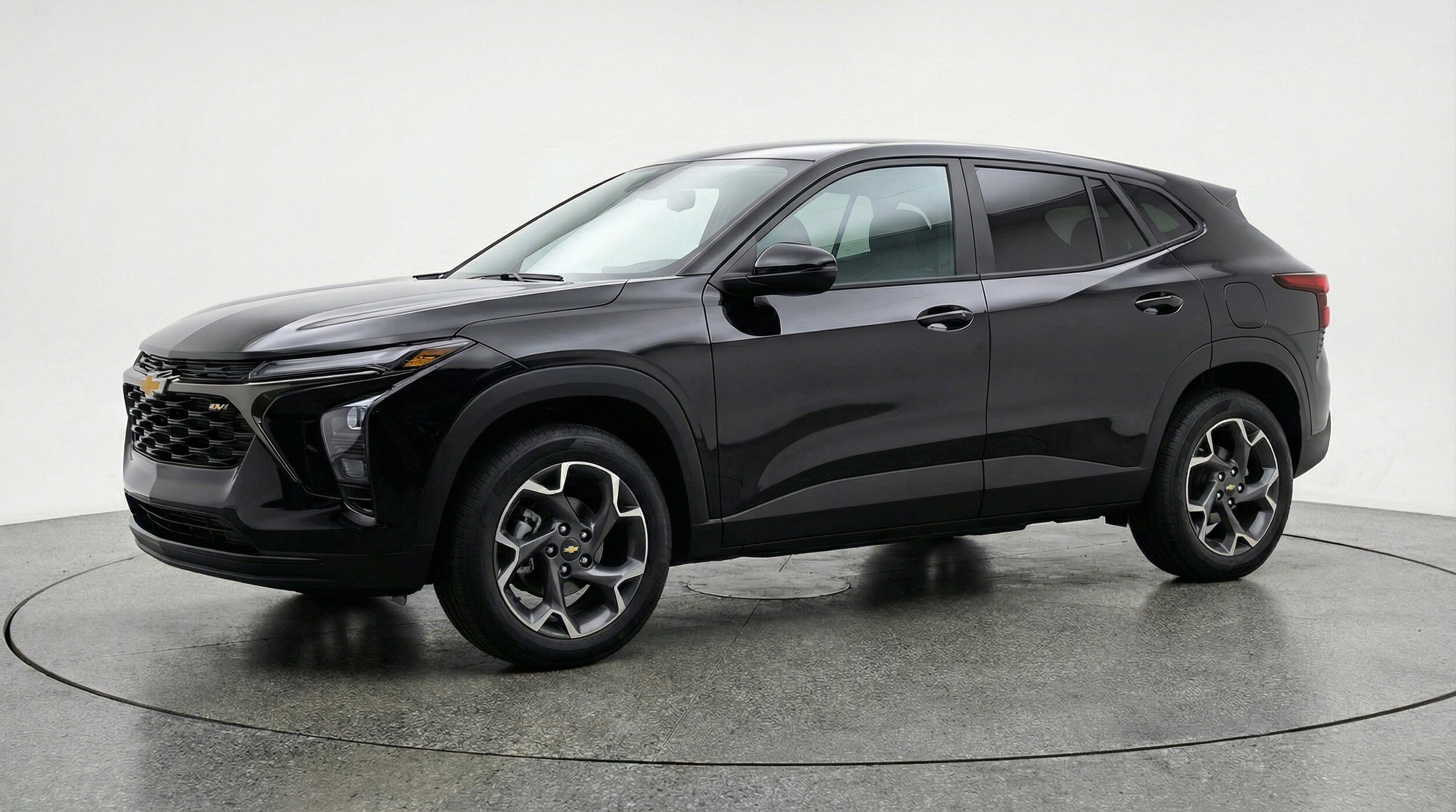 Thumbnail: 2025 Chevrolet Trax - 3