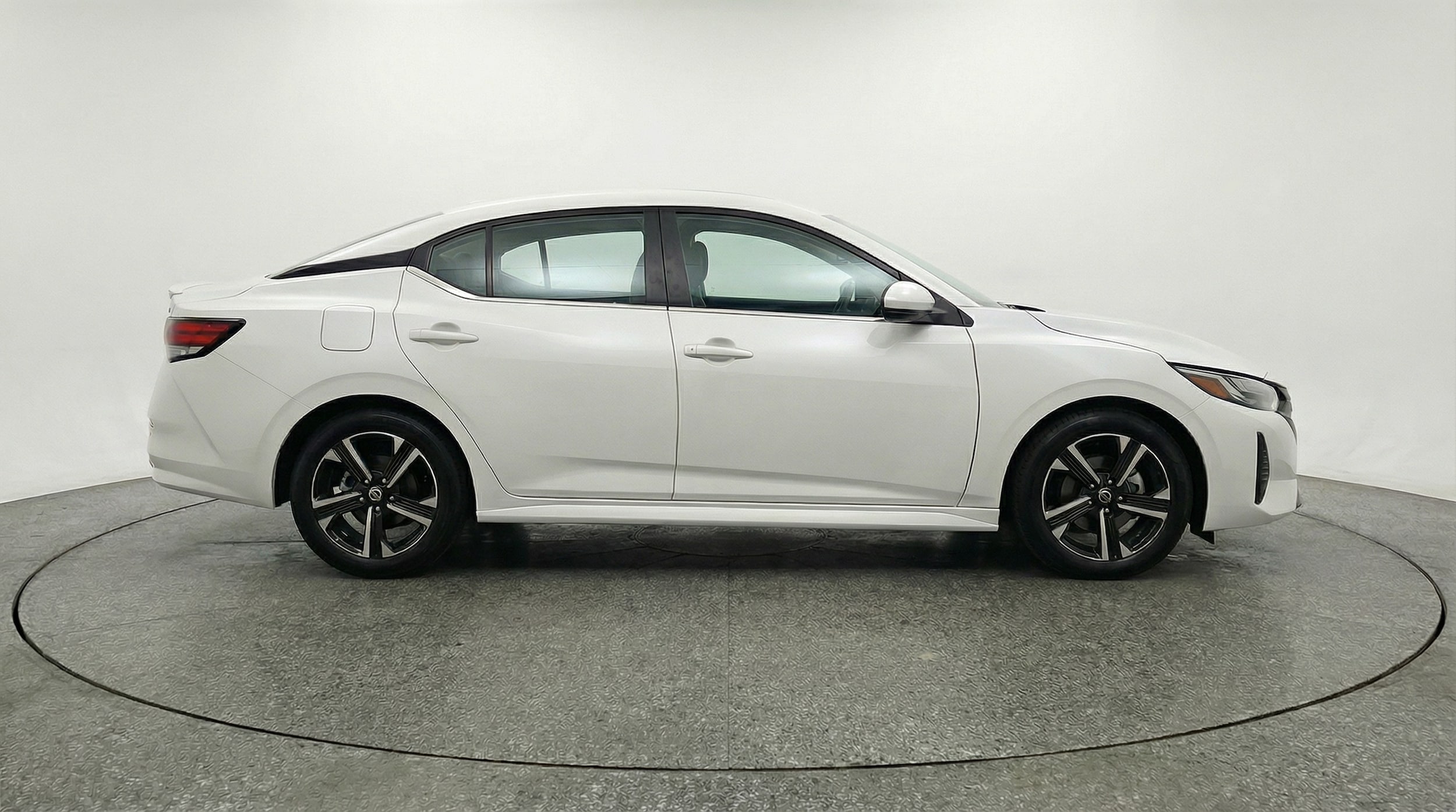 Thumbnail: 2025 Nissan Sentra - 8