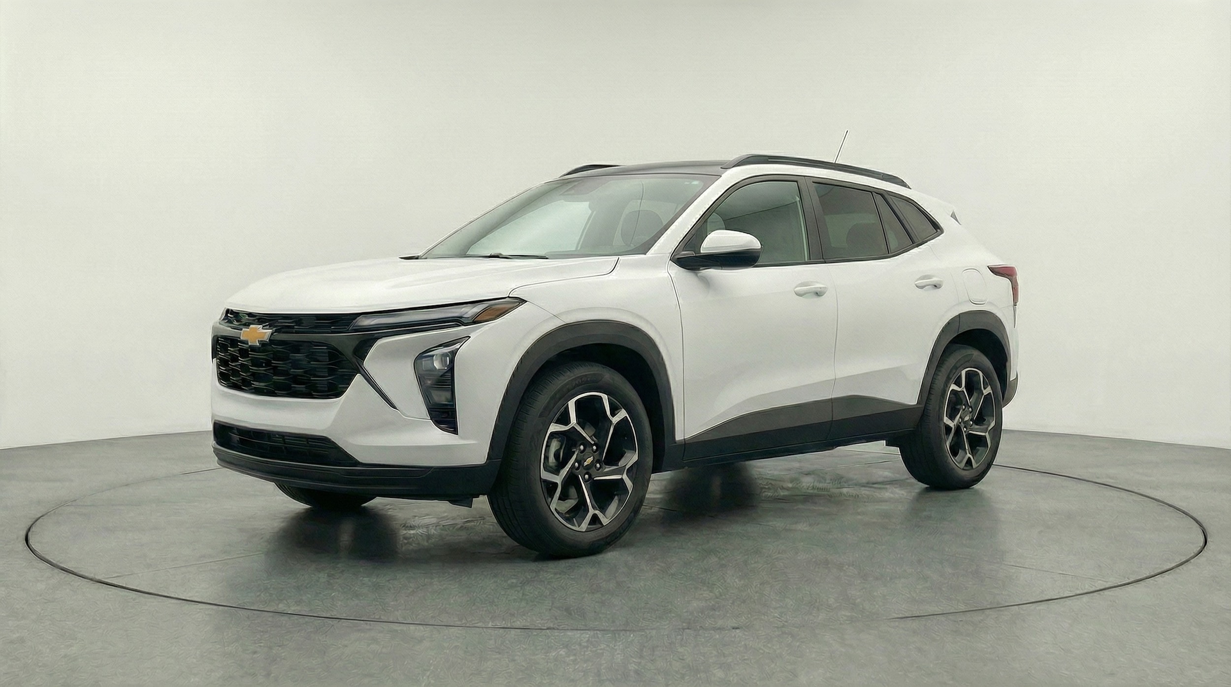 Thumbnail: 2025 Chevrolet Trax - 3