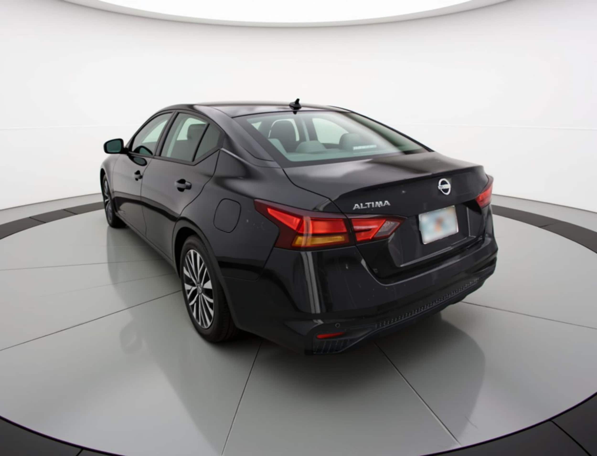 Thumbnail: 2025 Nissan Altima - 5