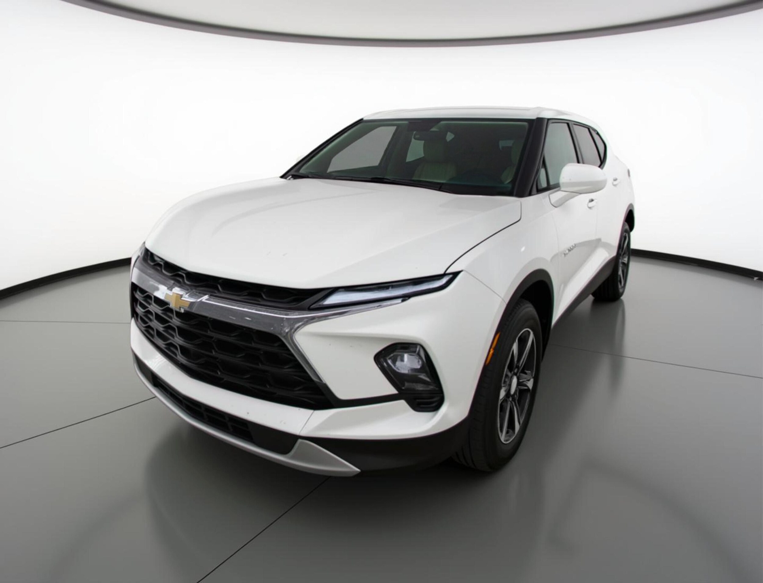 Thumbnail: 2025 Chevrolet Blazer - 3