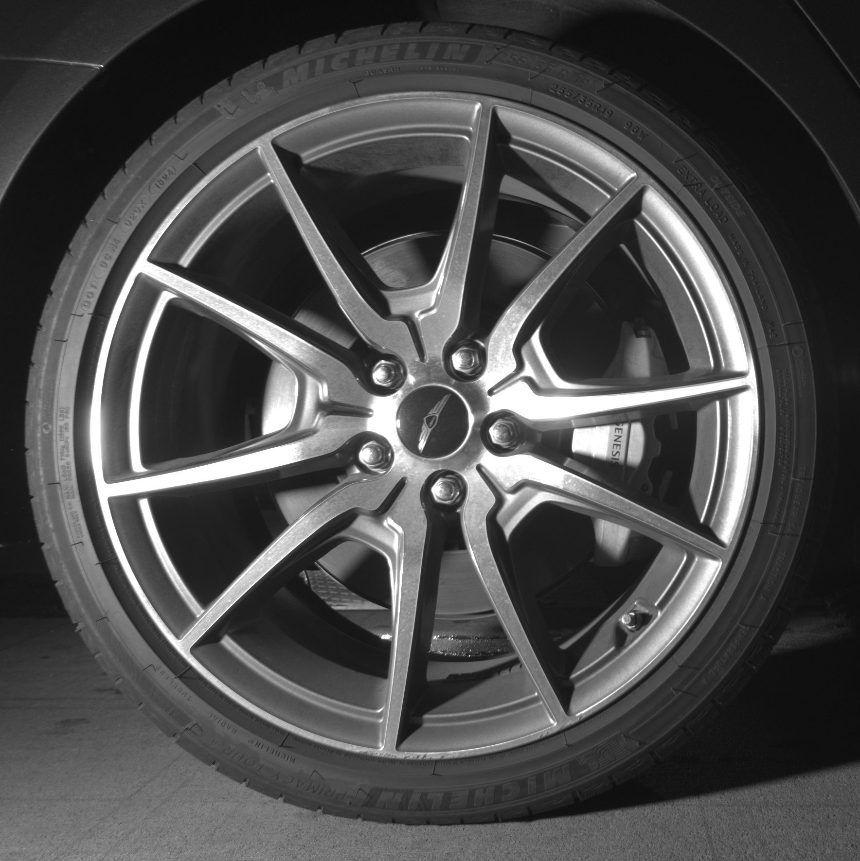 Thumbnail: 2025 Genesis G70 - 12