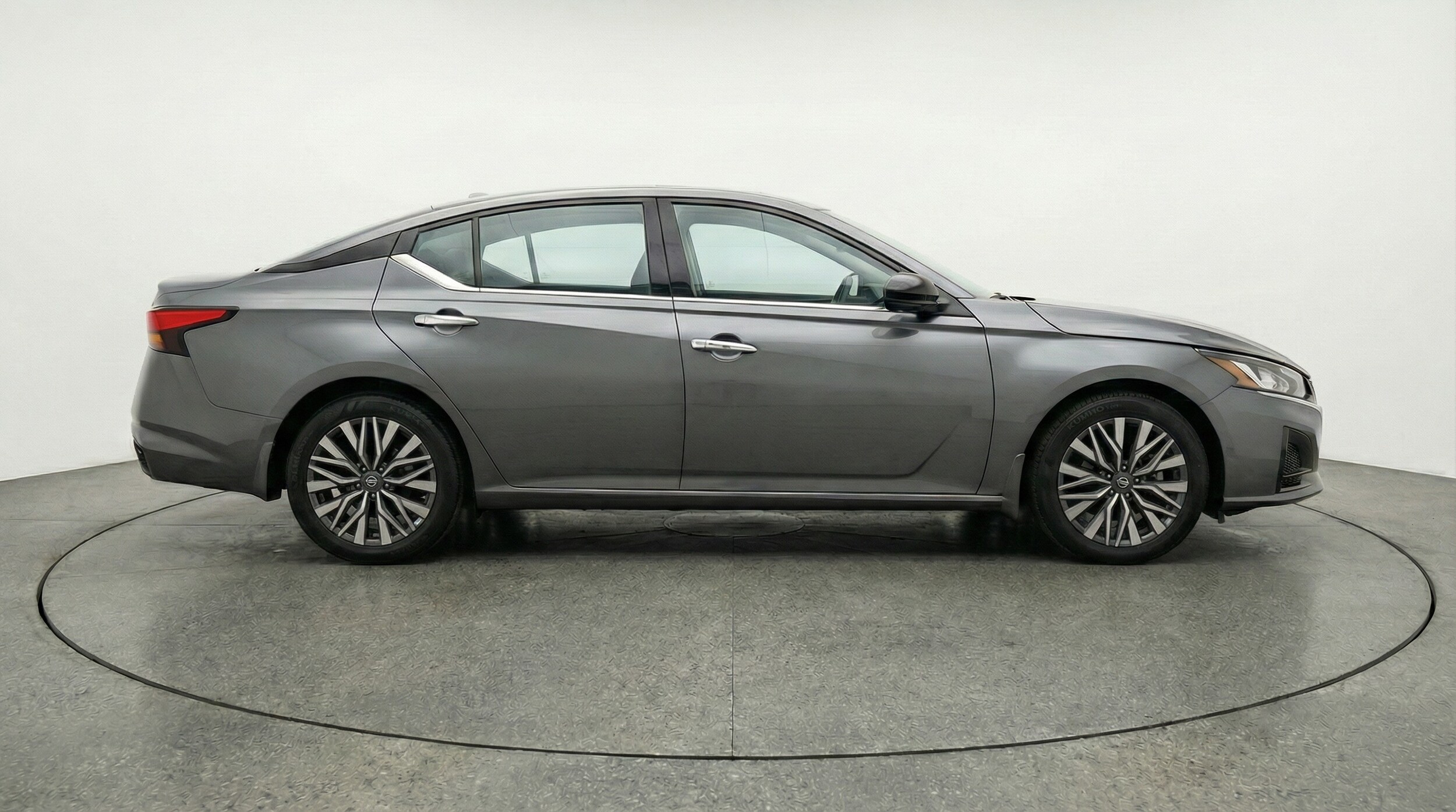 Thumbnail: 2025 Nissan Altima - 8