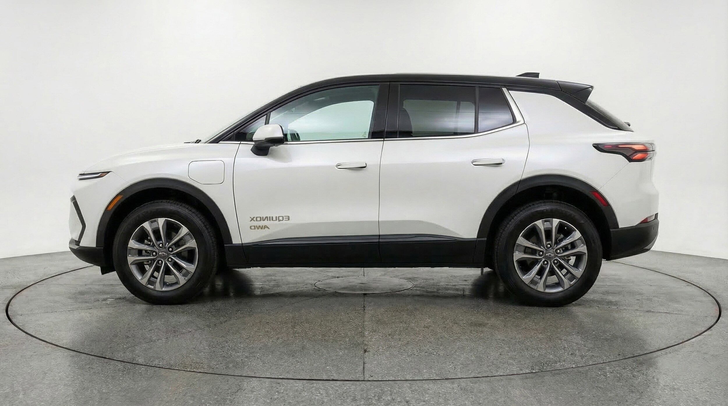 Thumbnail: 2025 Chevrolet Equinox - 5