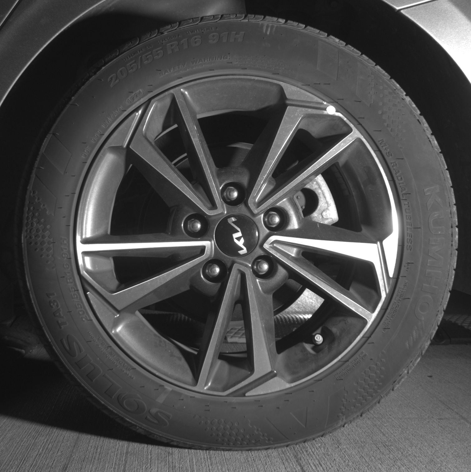 Thumbnail: 2024 Kia Forte - 11