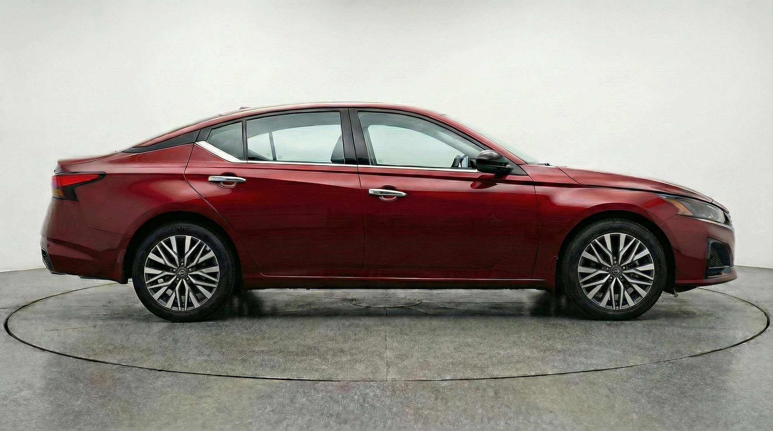 Thumbnail: 2025 Nissan Altima - 8