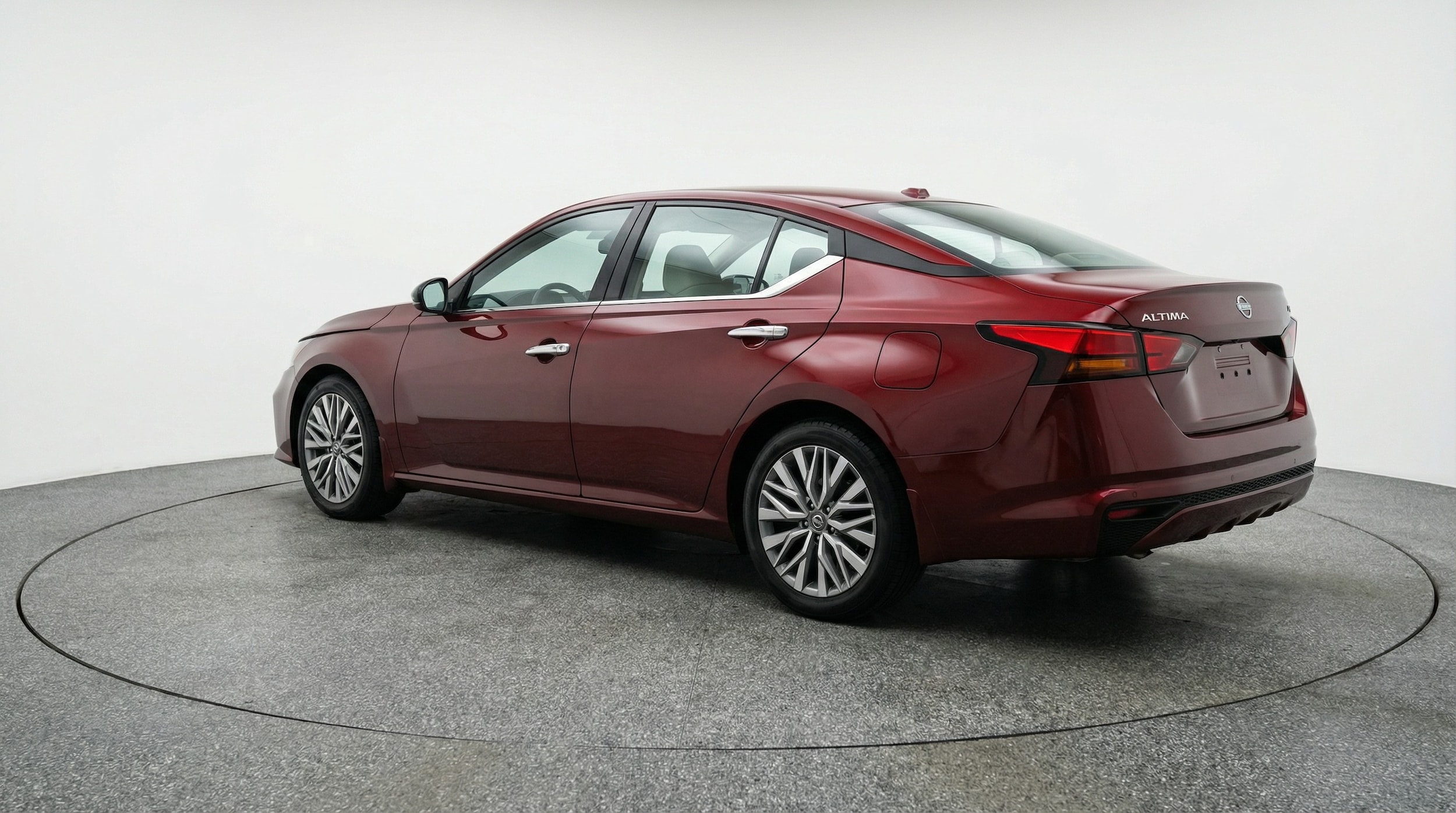 Thumbnail: 2025 Nissan Altima - 5