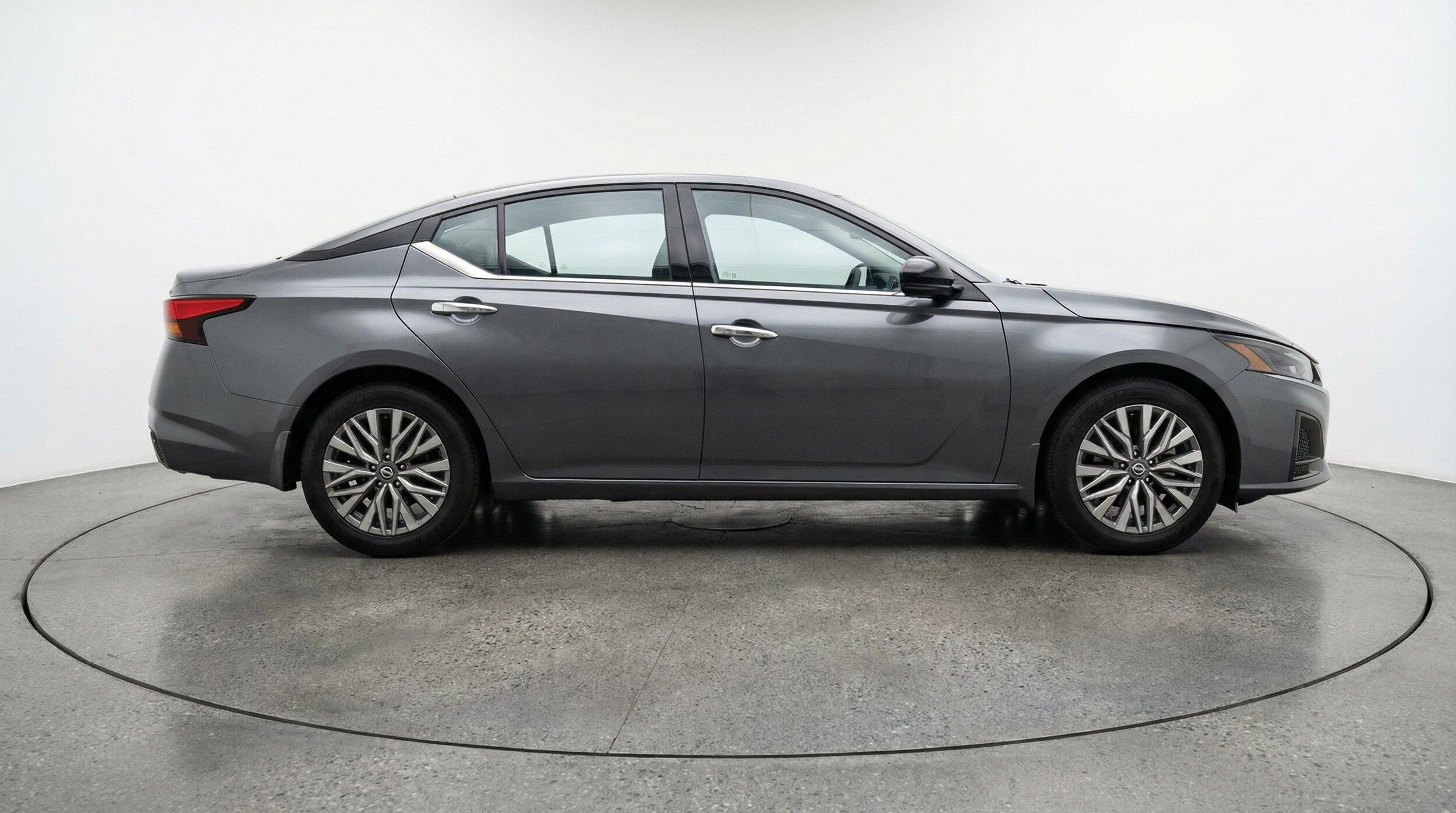 Thumbnail: 2025 Nissan Altima - 11