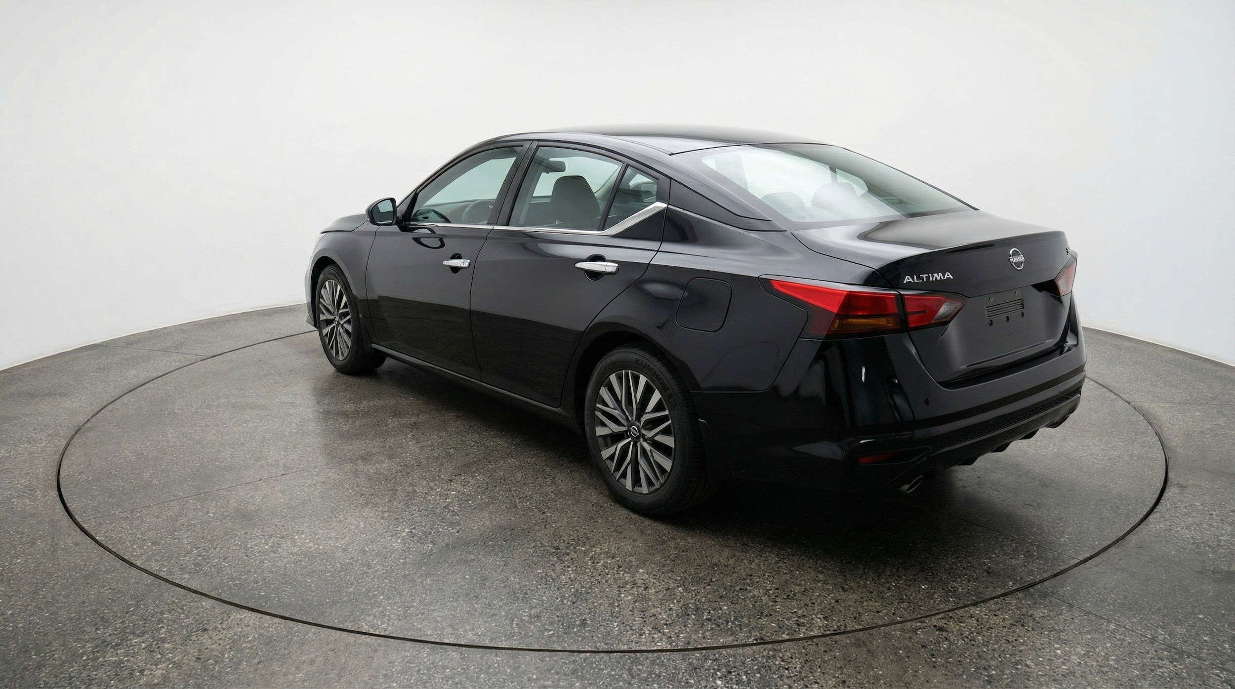 Thumbnail: 2025 Nissan Altima - 6