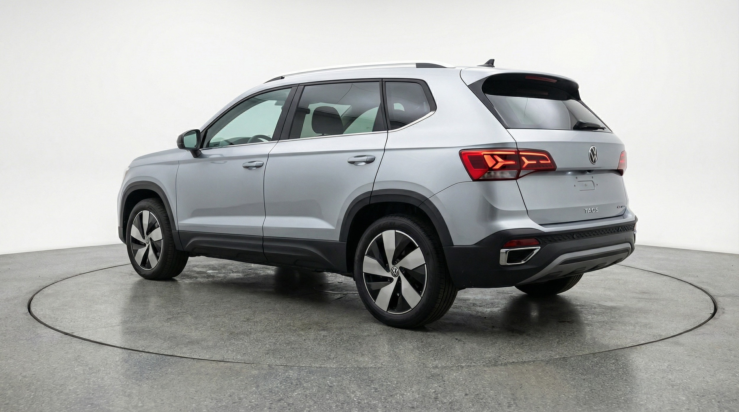 Thumbnail: 2025 Volkswagen Taos - 5