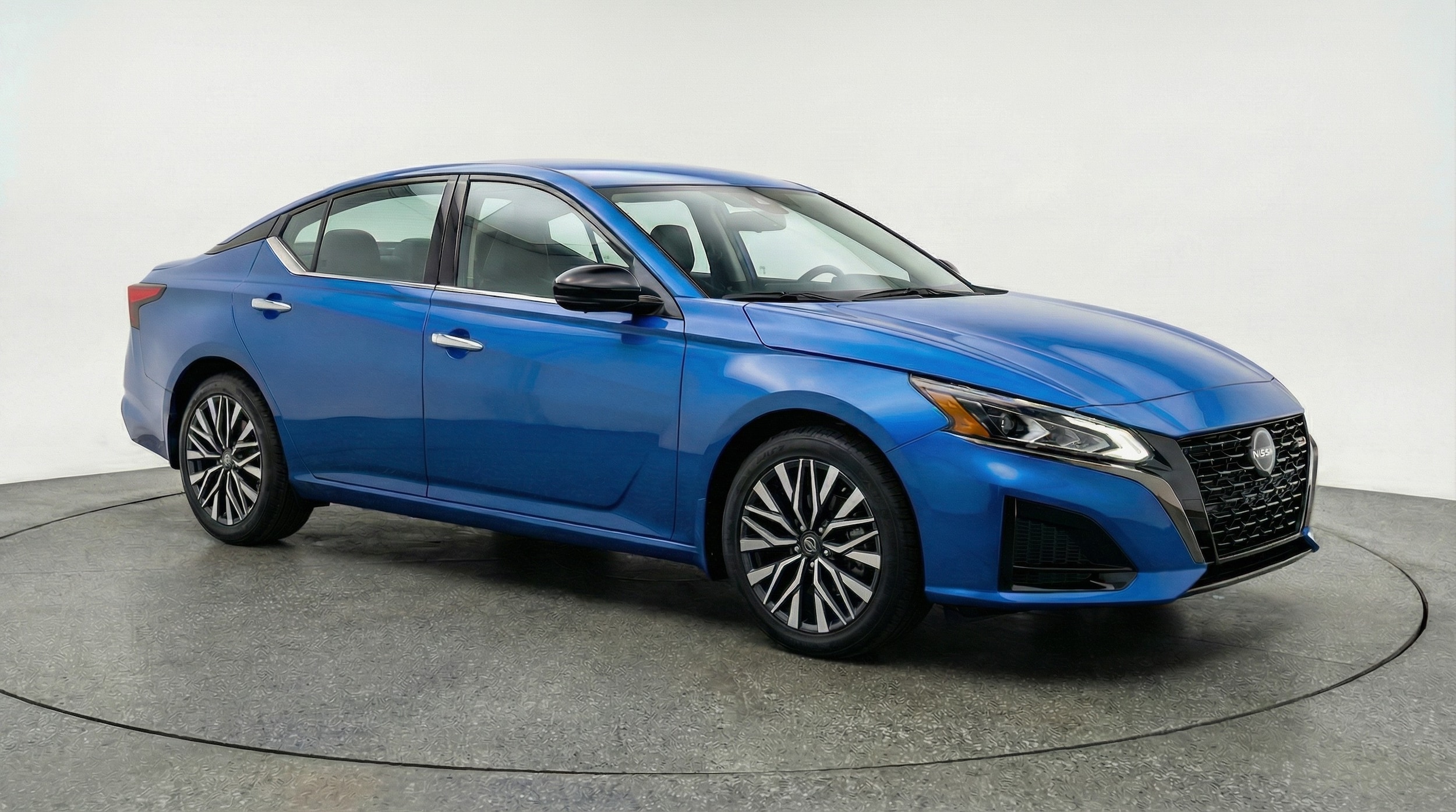 Thumbnail: 2025 Nissan Altima - 1