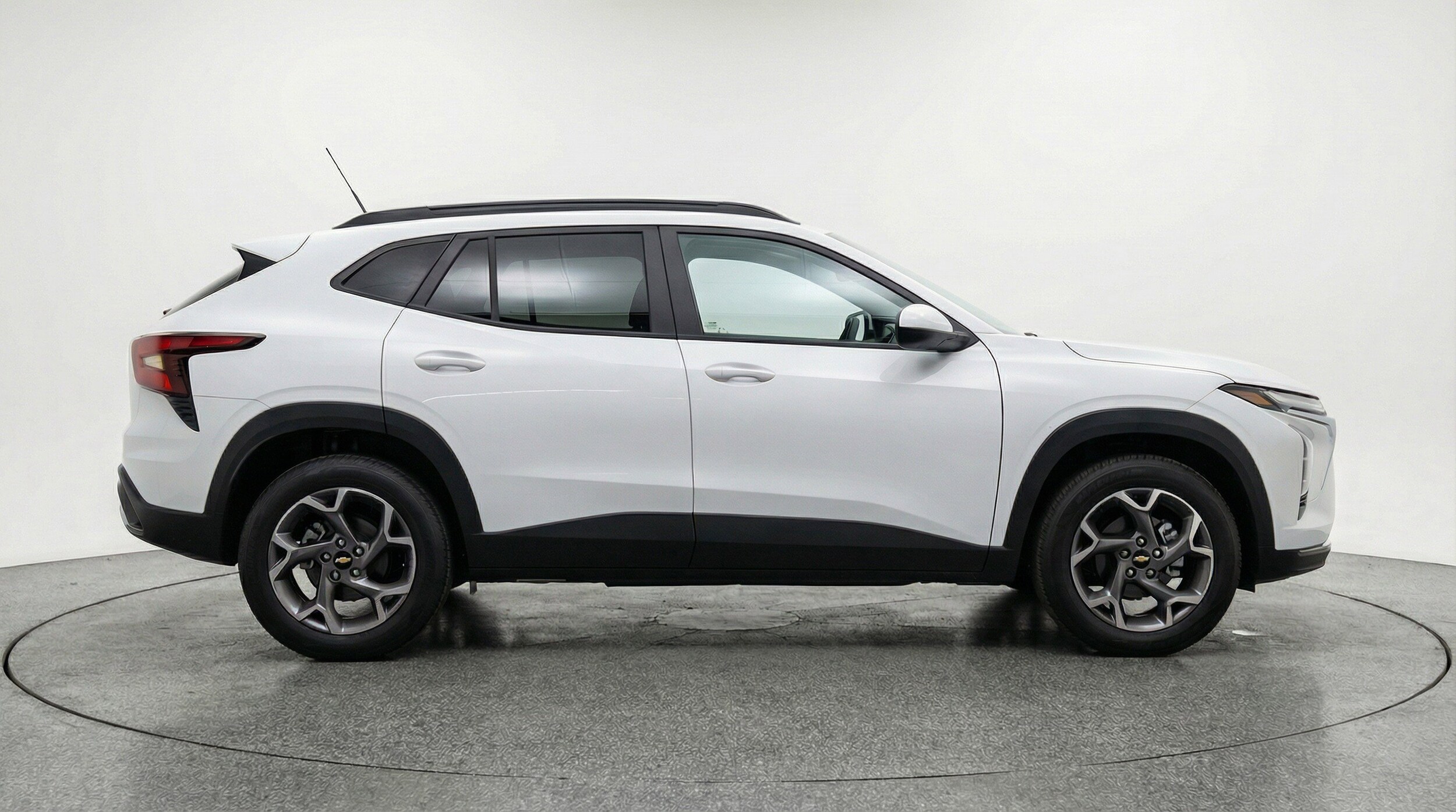 Thumbnail: 2025 Chevrolet Trax - 11