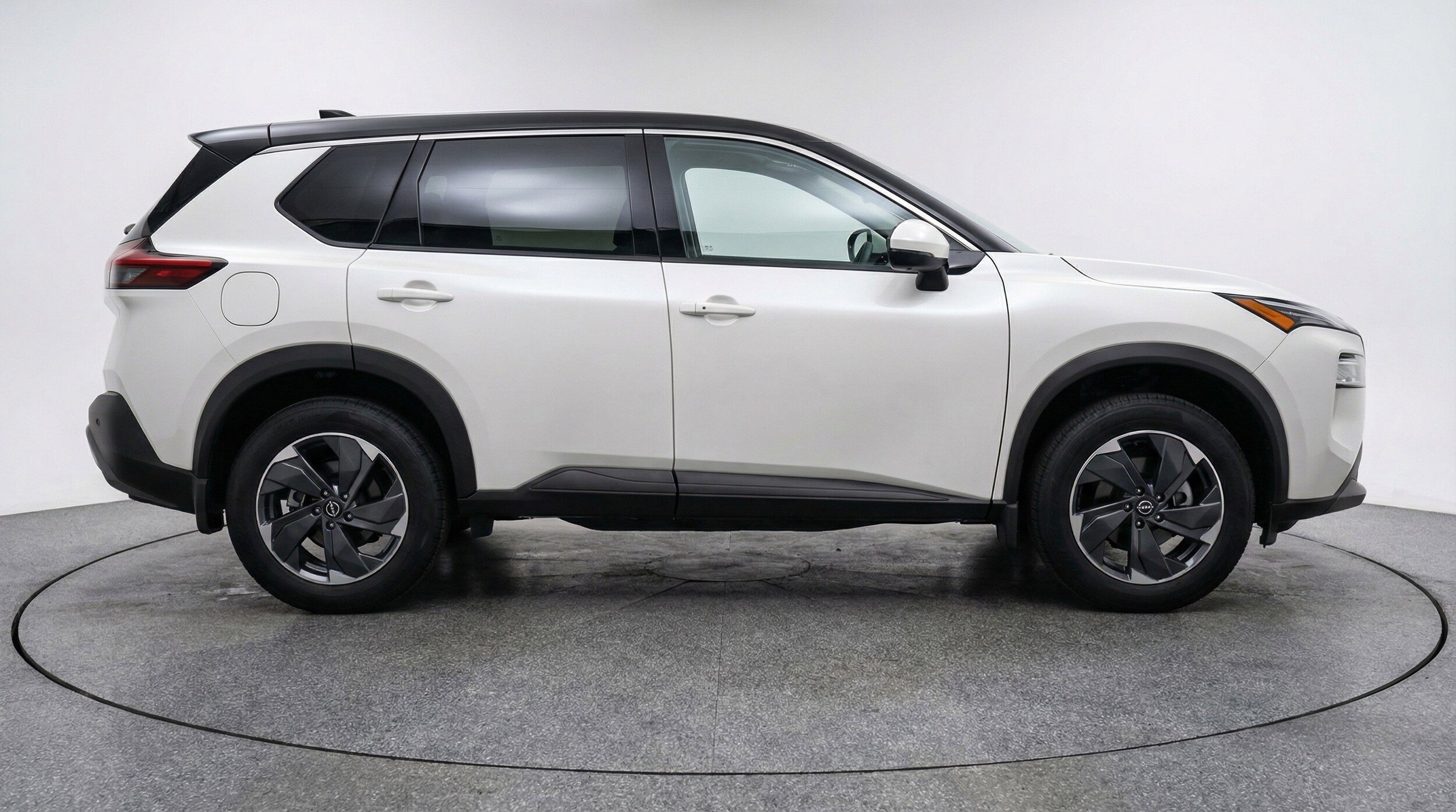 Thumbnail: 2025 Nissan Rogue - 11