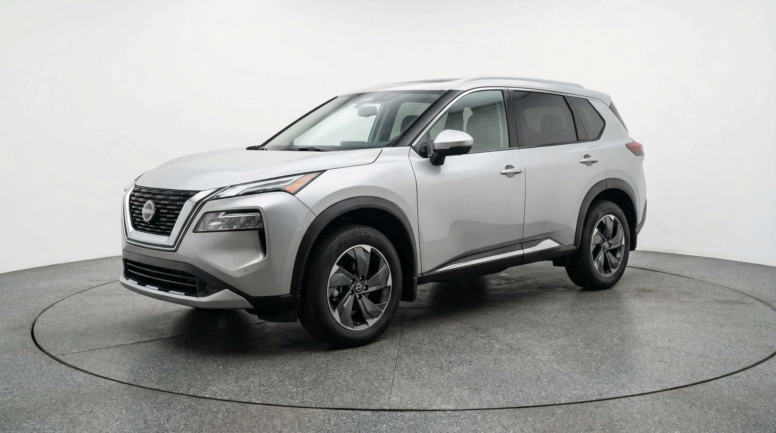 Thumbnail: 2025 Nissan Rogue - 3