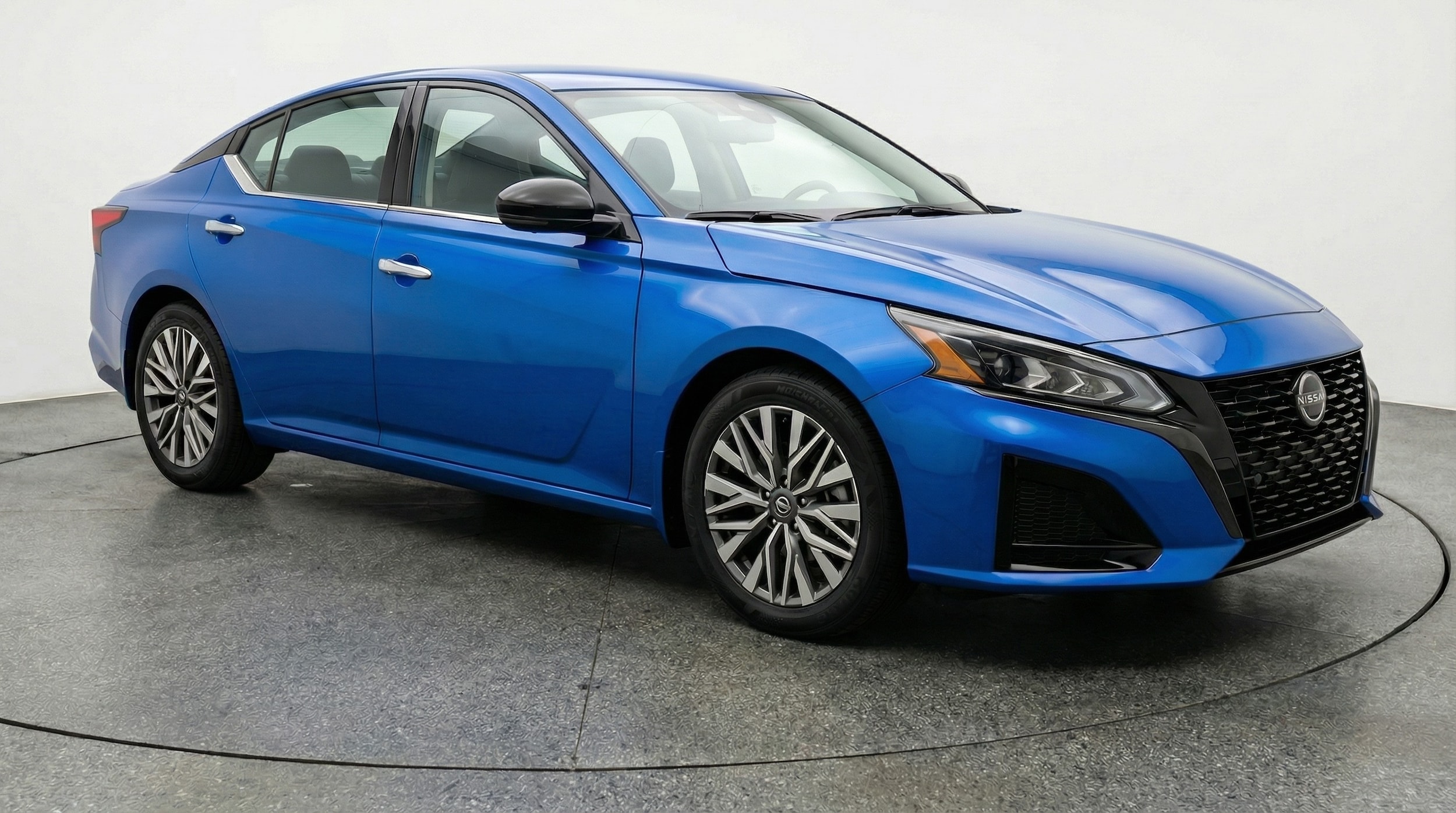 Thumbnail: 2025 Nissan Altima - 1