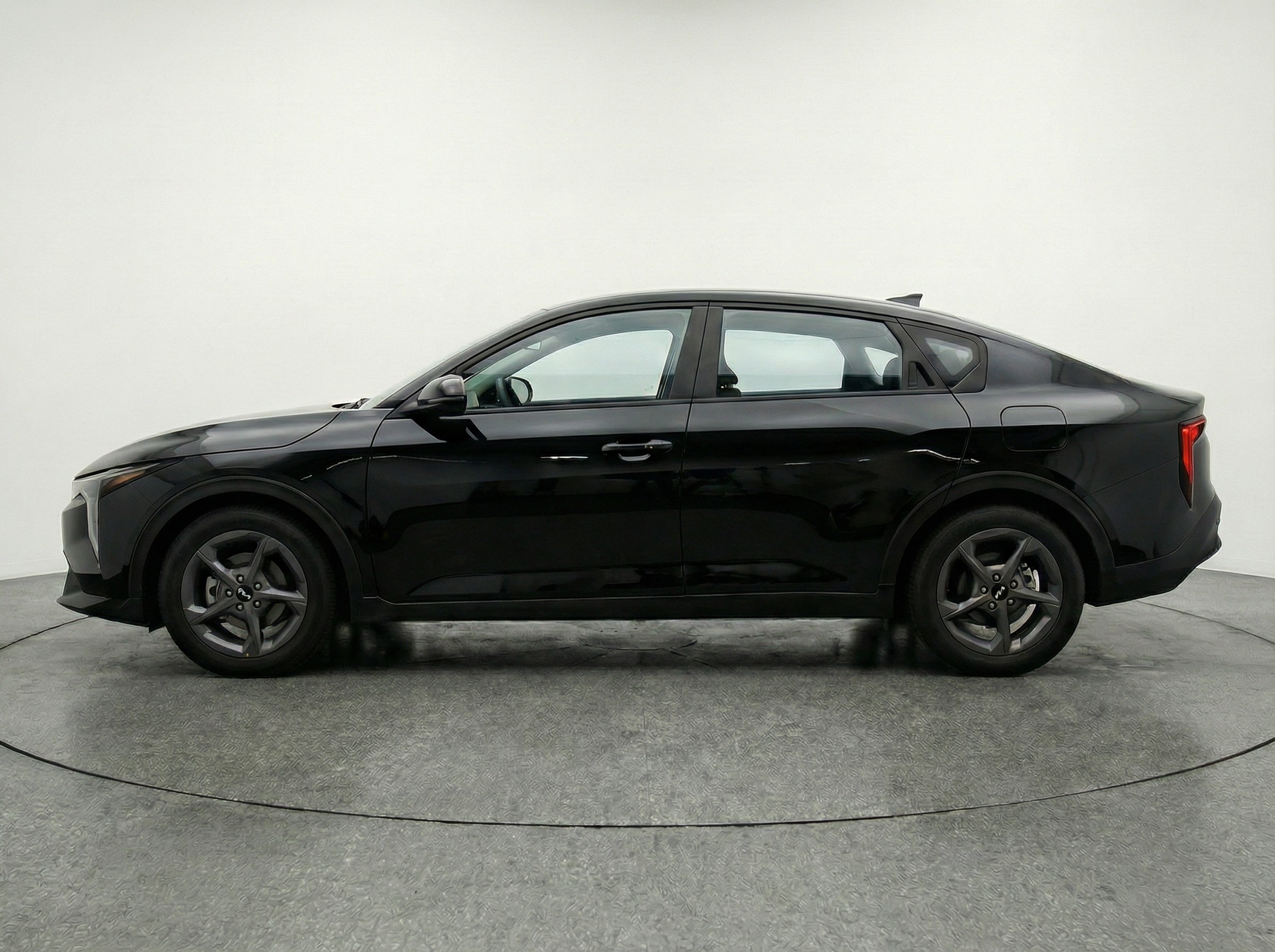 Thumbnail: 2025 Kia K4 - 4