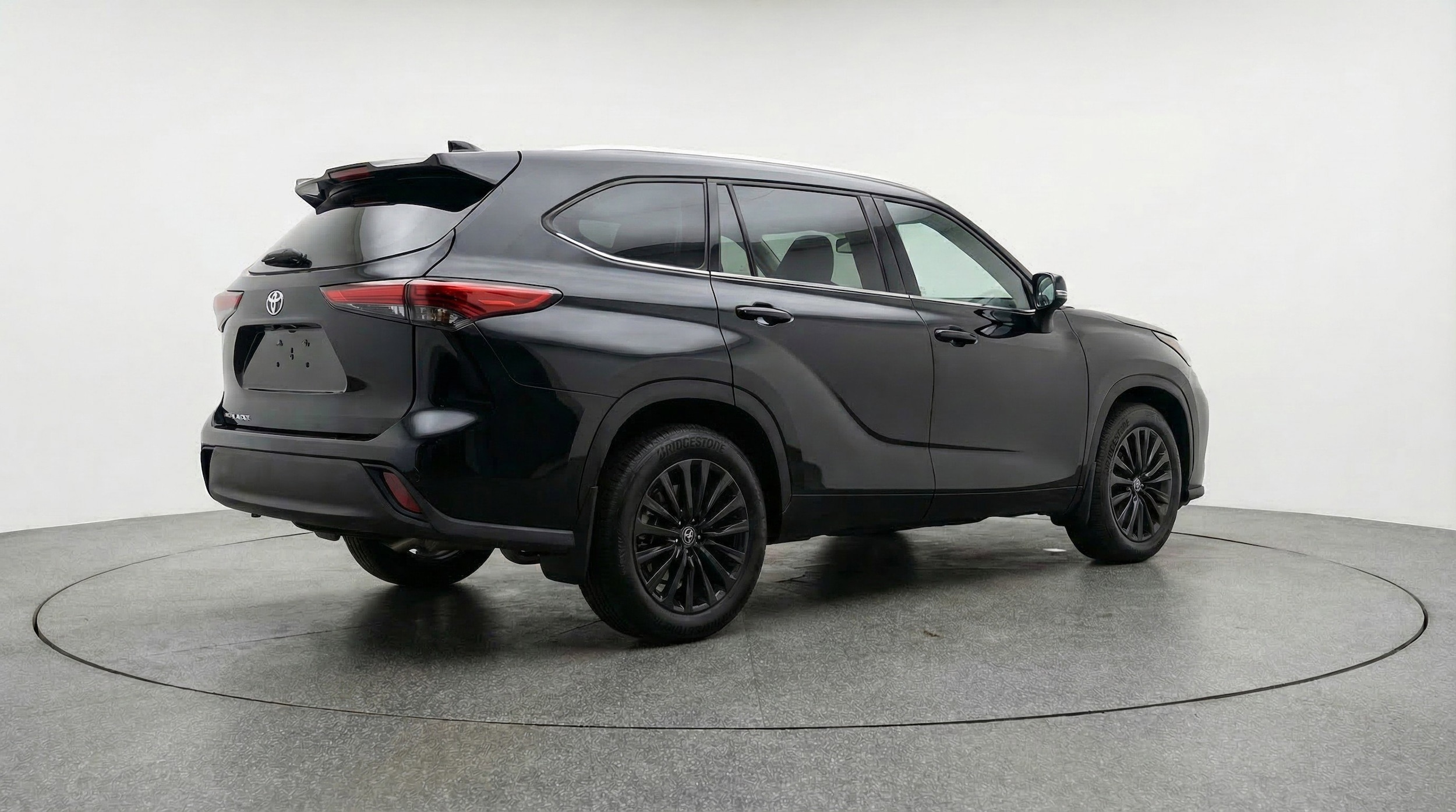 Thumbnail: 2025 Toyota Highlander - 9