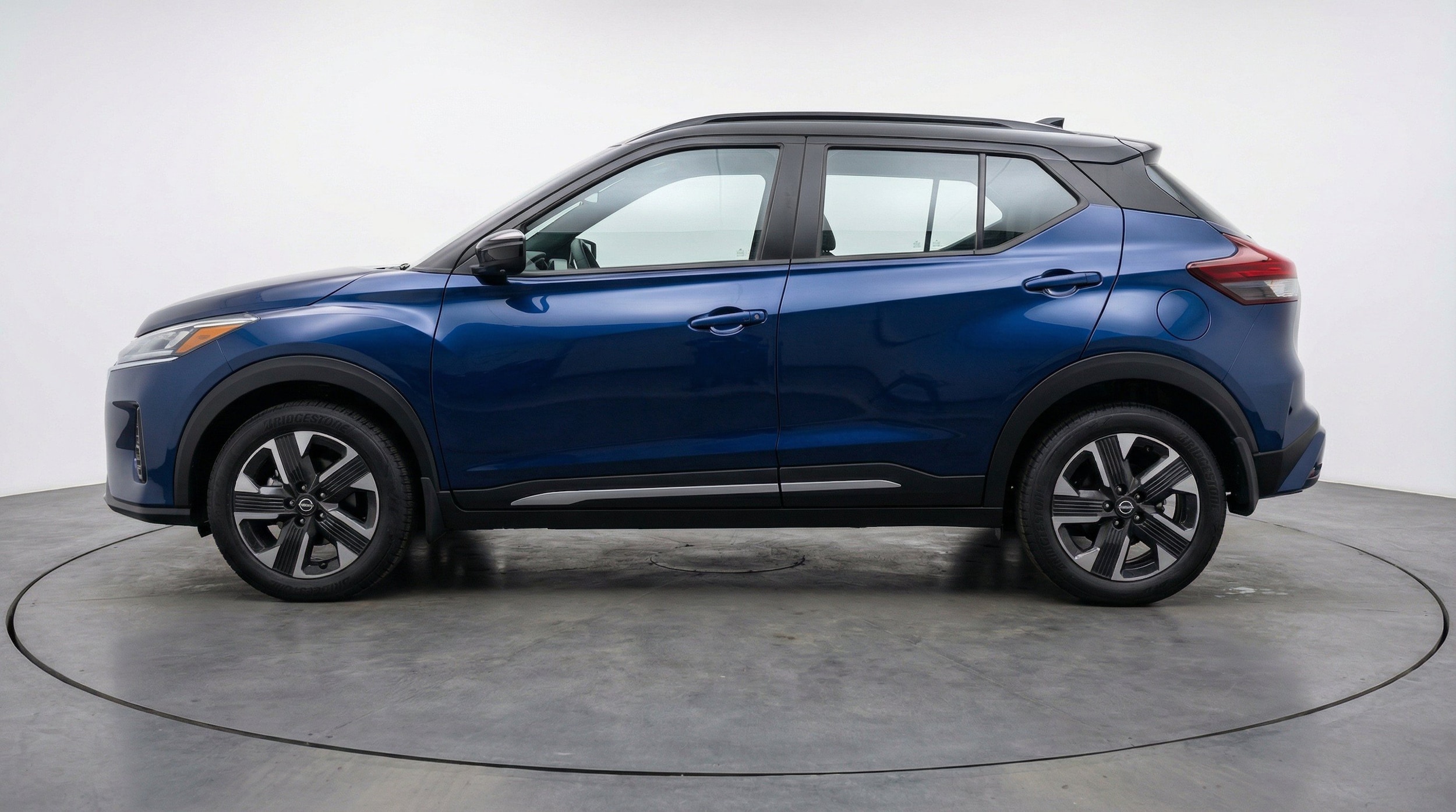 Thumbnail: 2026 Nissan Kicks - 5