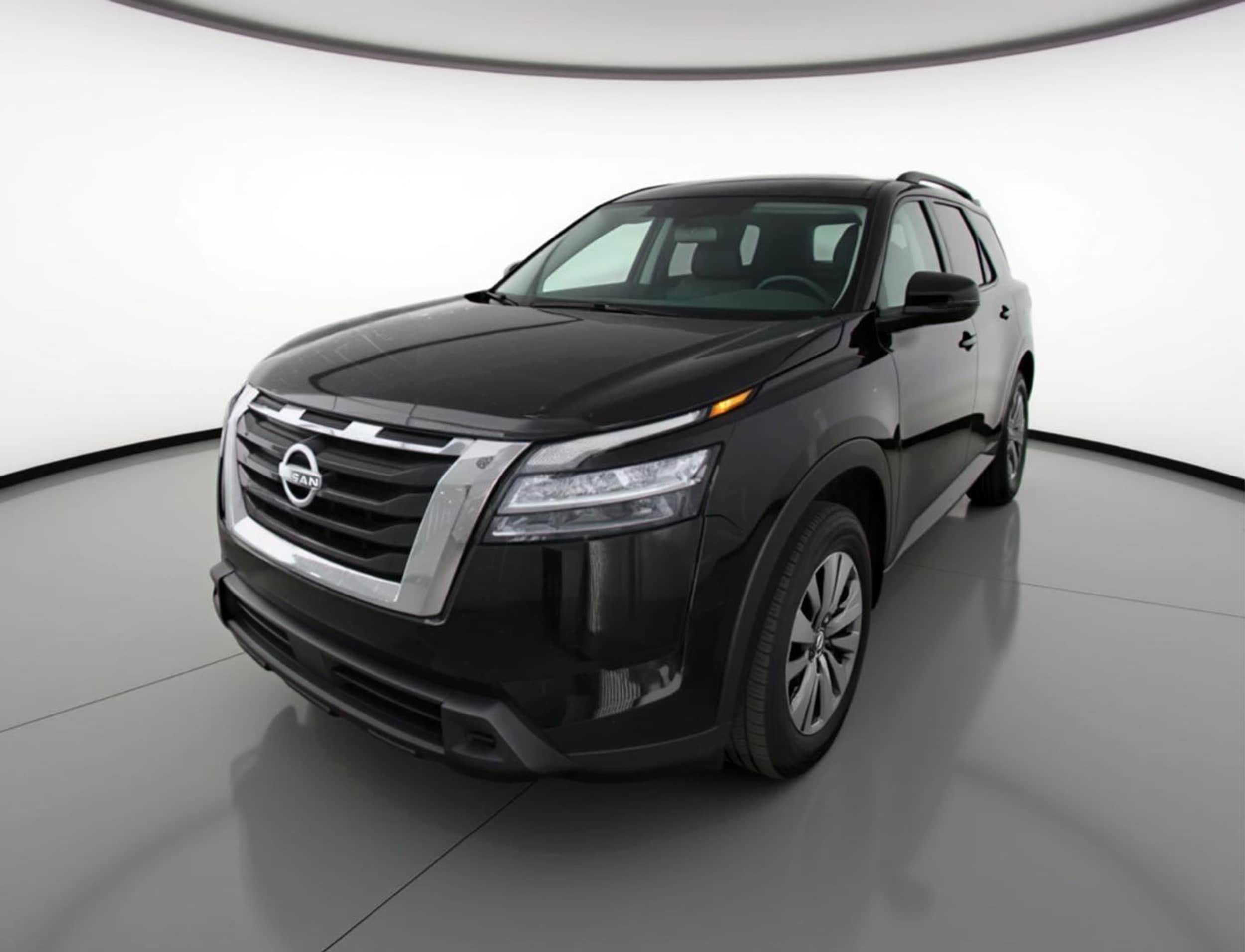 Thumbnail: 2025 Nissan Pathfinder - 3