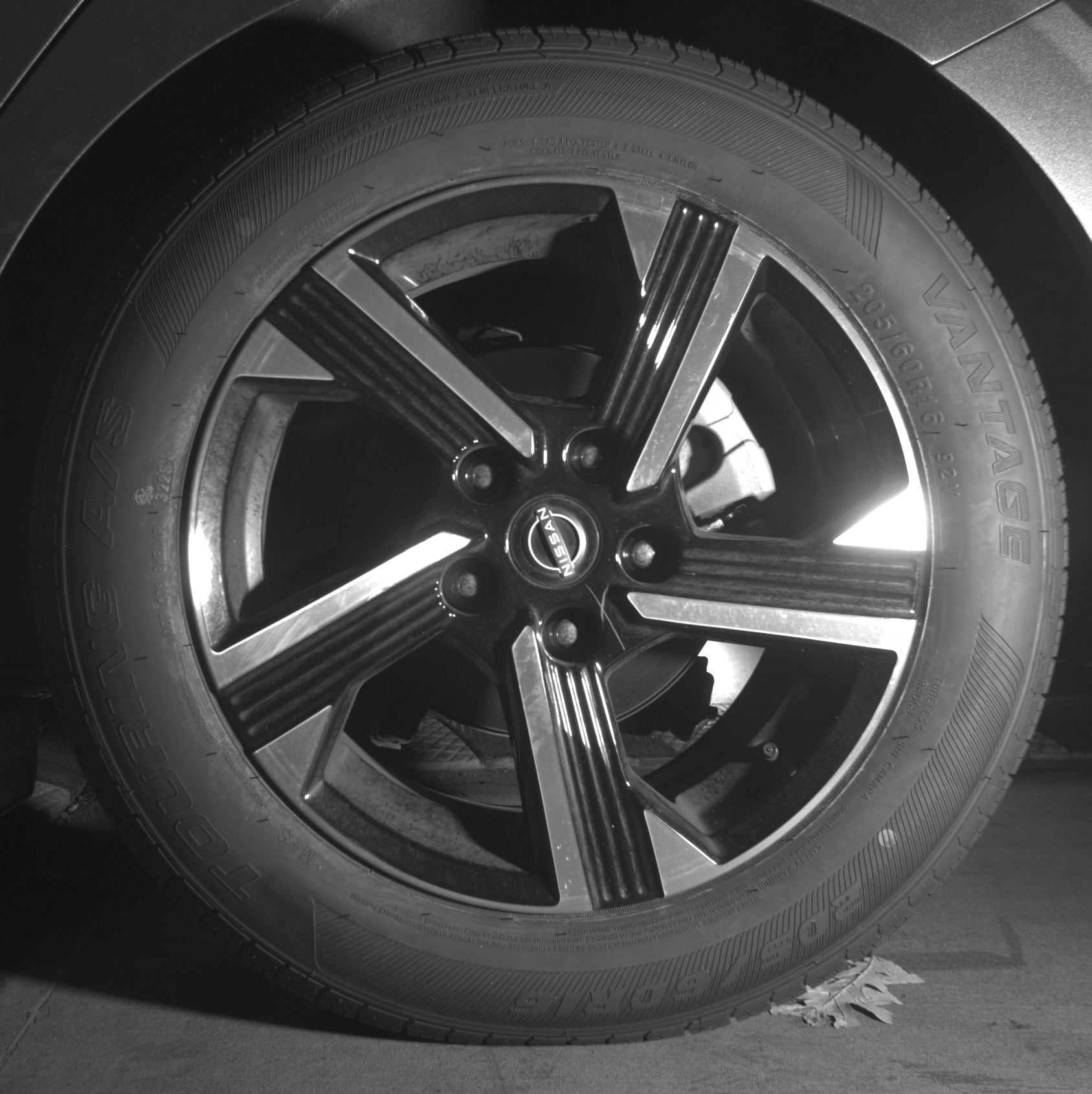 Thumbnail: 2025 Nissan Sentra - 11