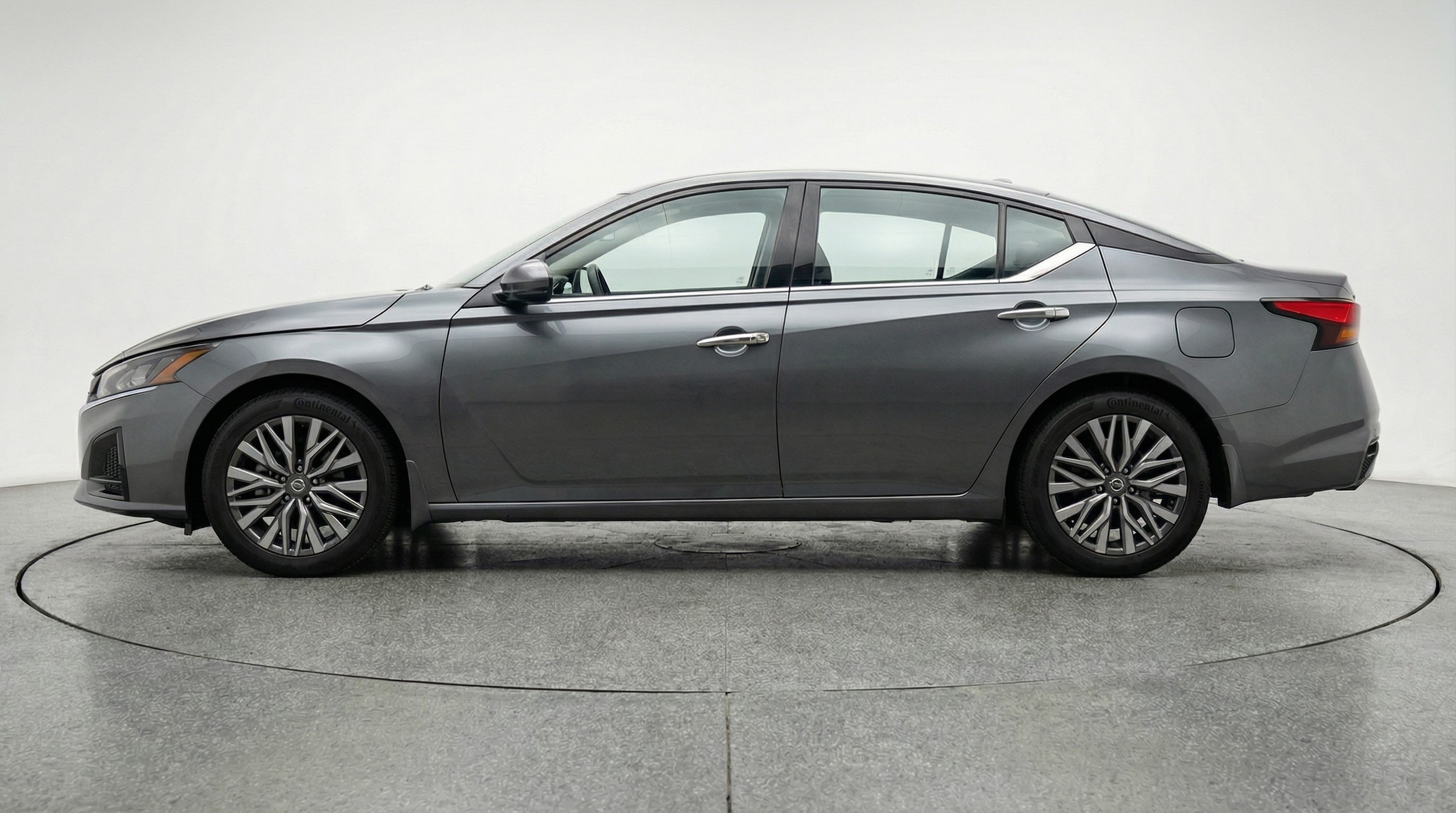 Thumbnail: 2025 Nissan Altima - 4