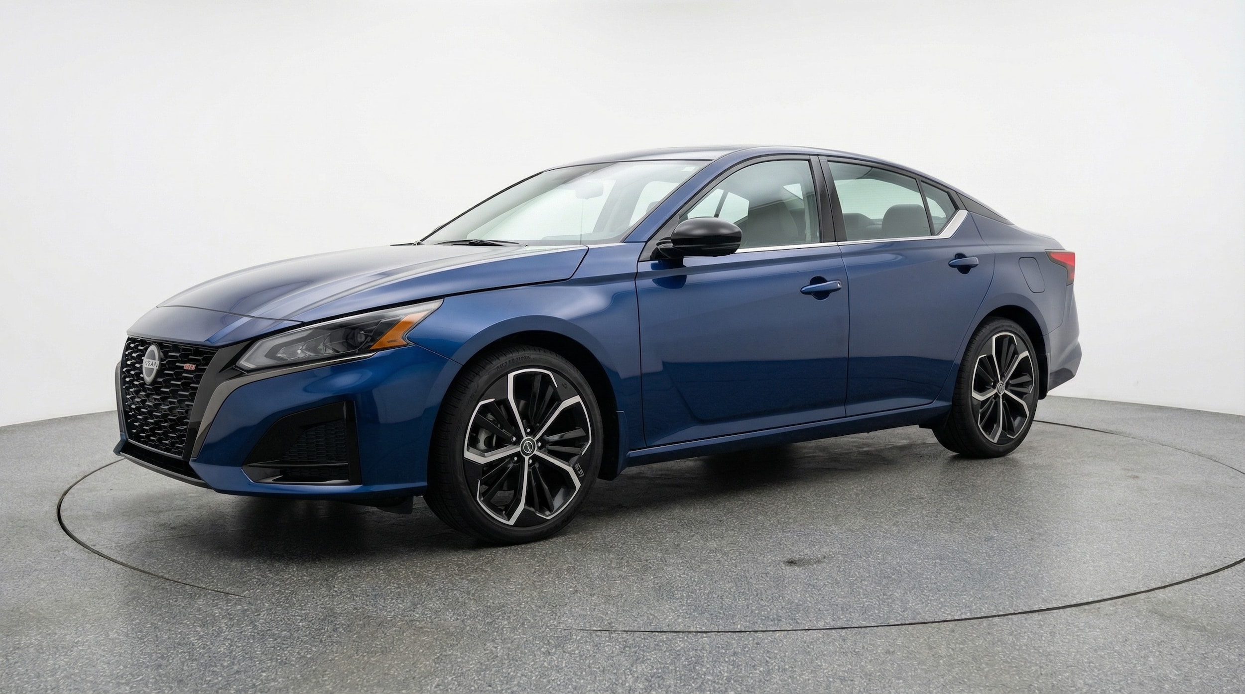 Thumbnail: 2025 Nissan Altima - 3