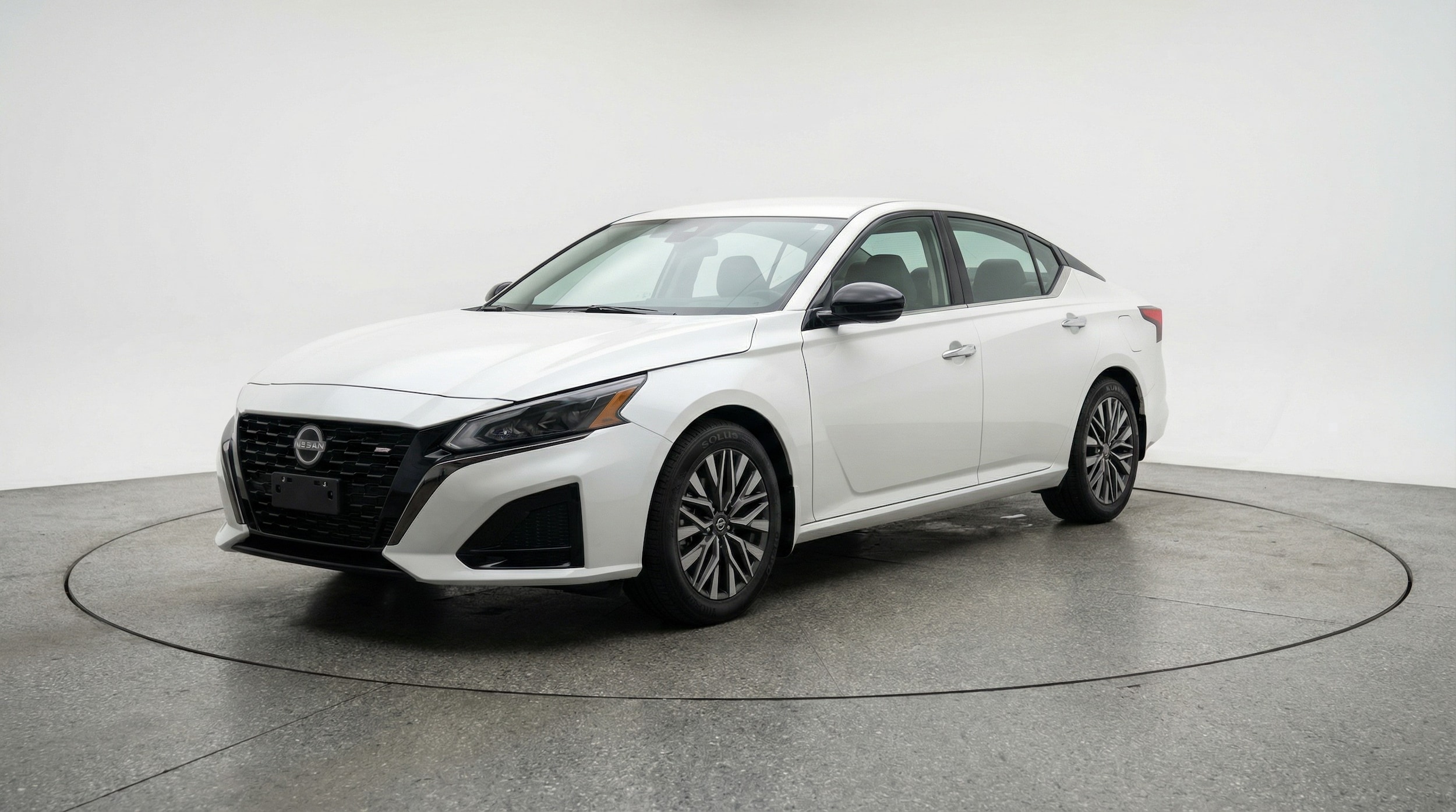 Thumbnail: 2025 Nissan Altima - 3