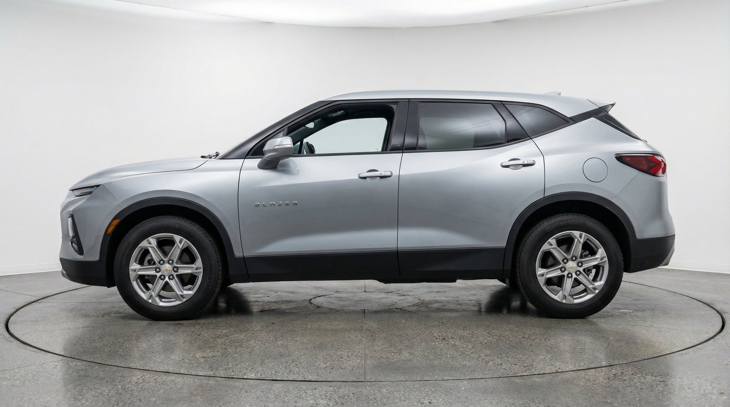 Thumbnail: 2025 Chevrolet Blazer - 5