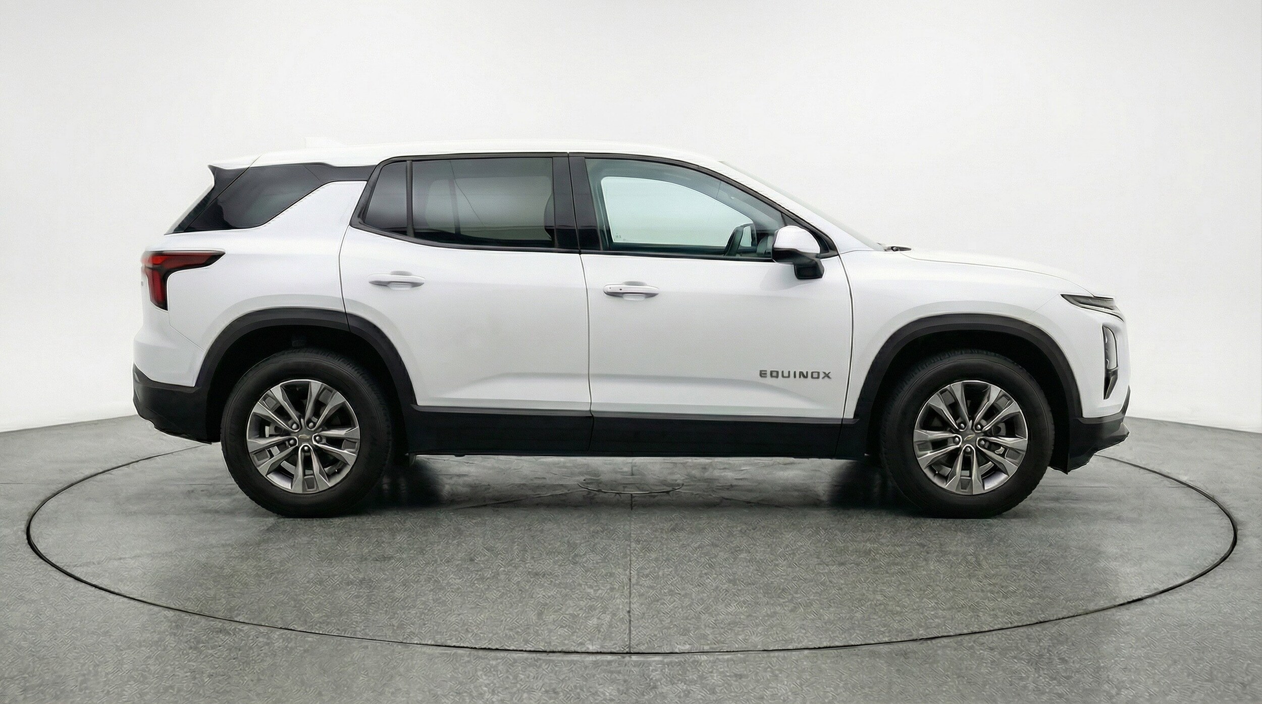 Thumbnail: 2025 Chevrolet Equinox - 11