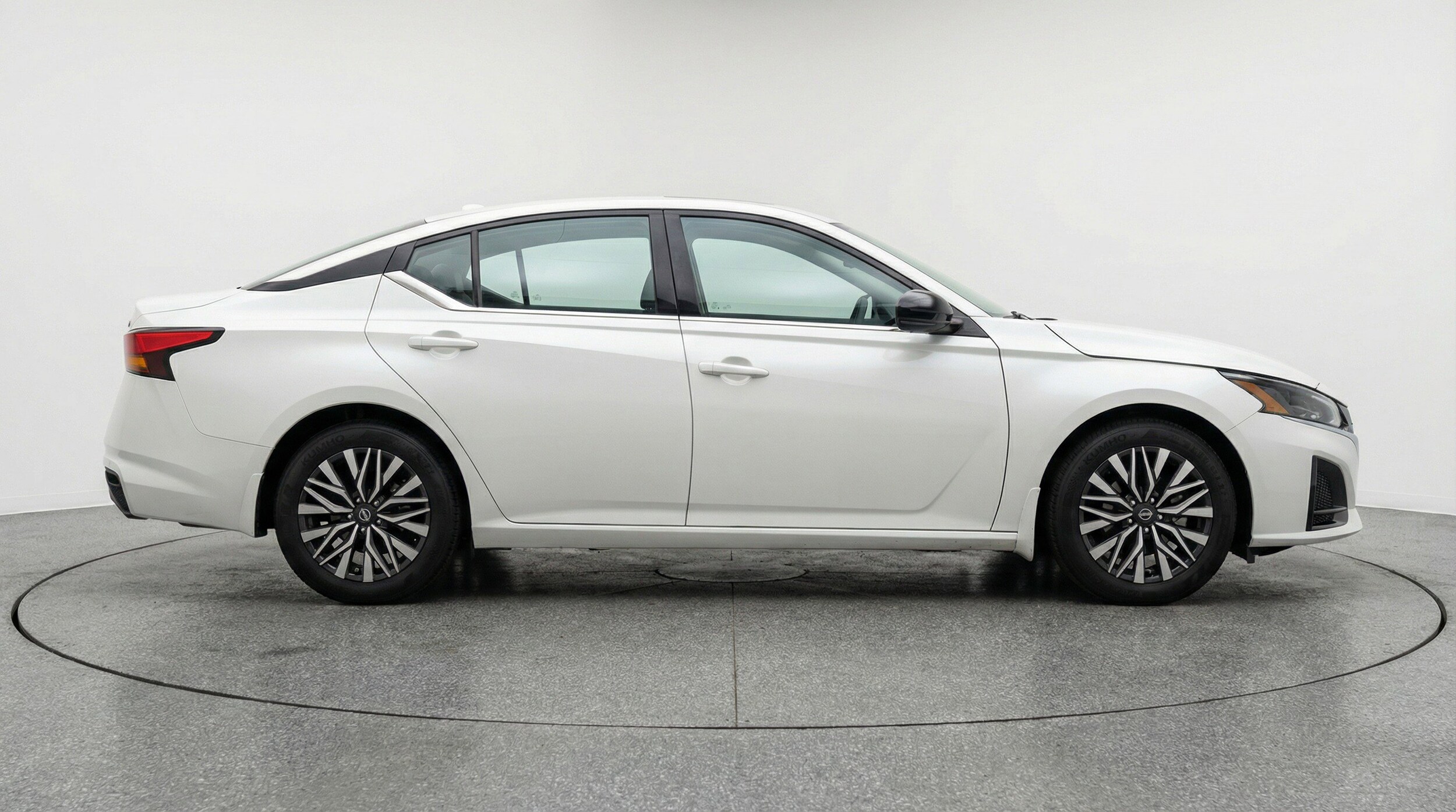 Thumbnail: 2025 Nissan Altima - 11