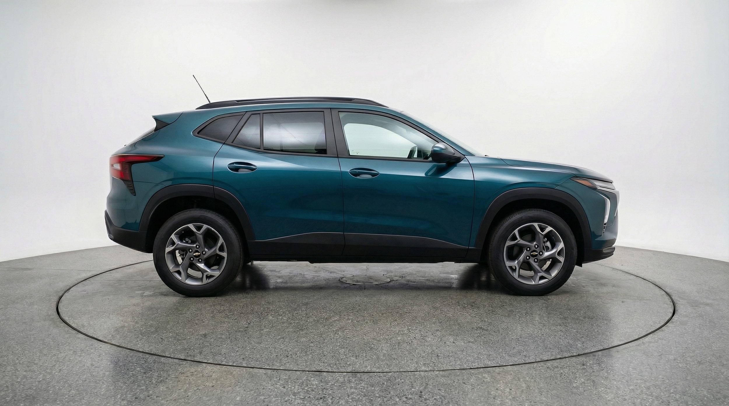 Thumbnail: 2025 Chevrolet Trax - 8