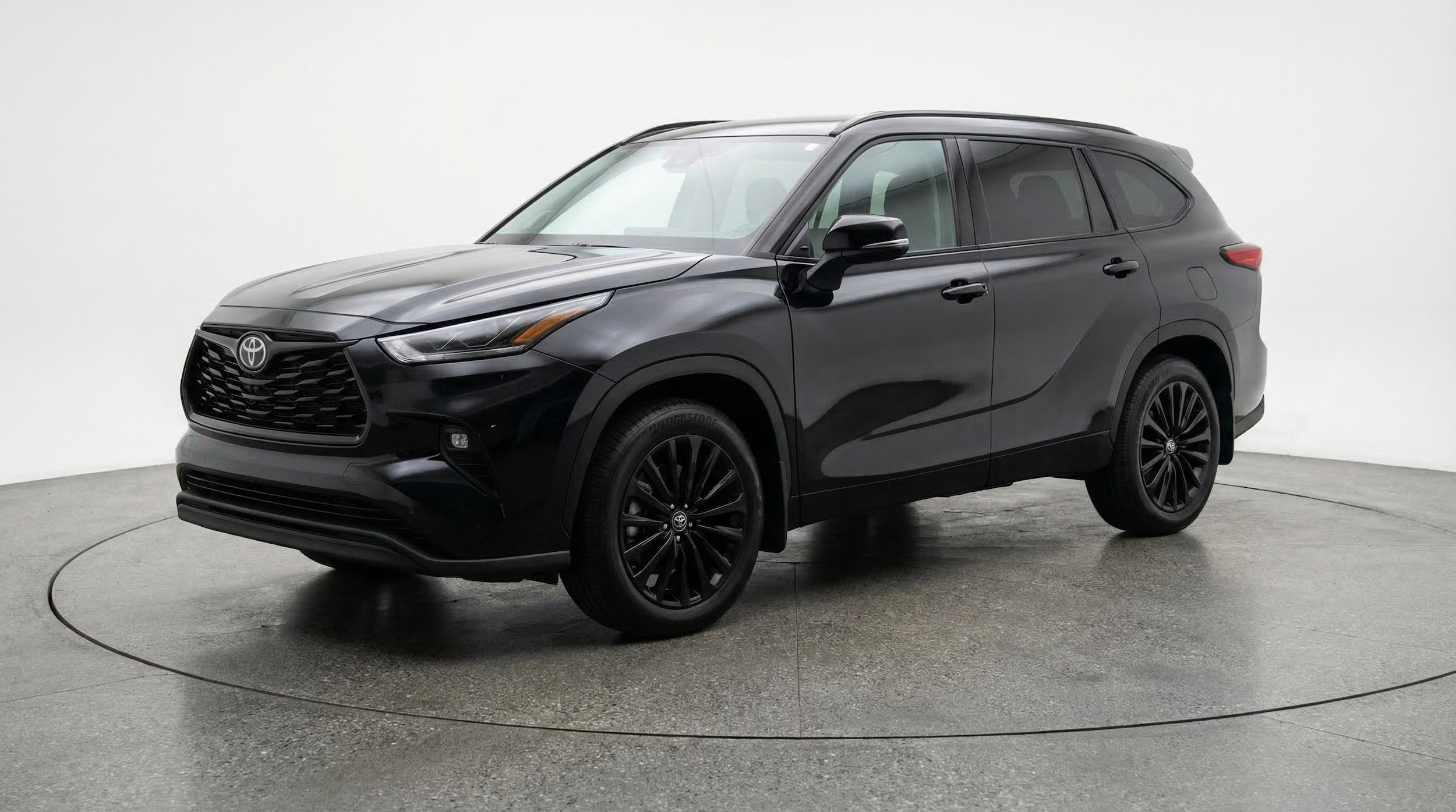 Thumbnail: 2025 Toyota Highlander - 3