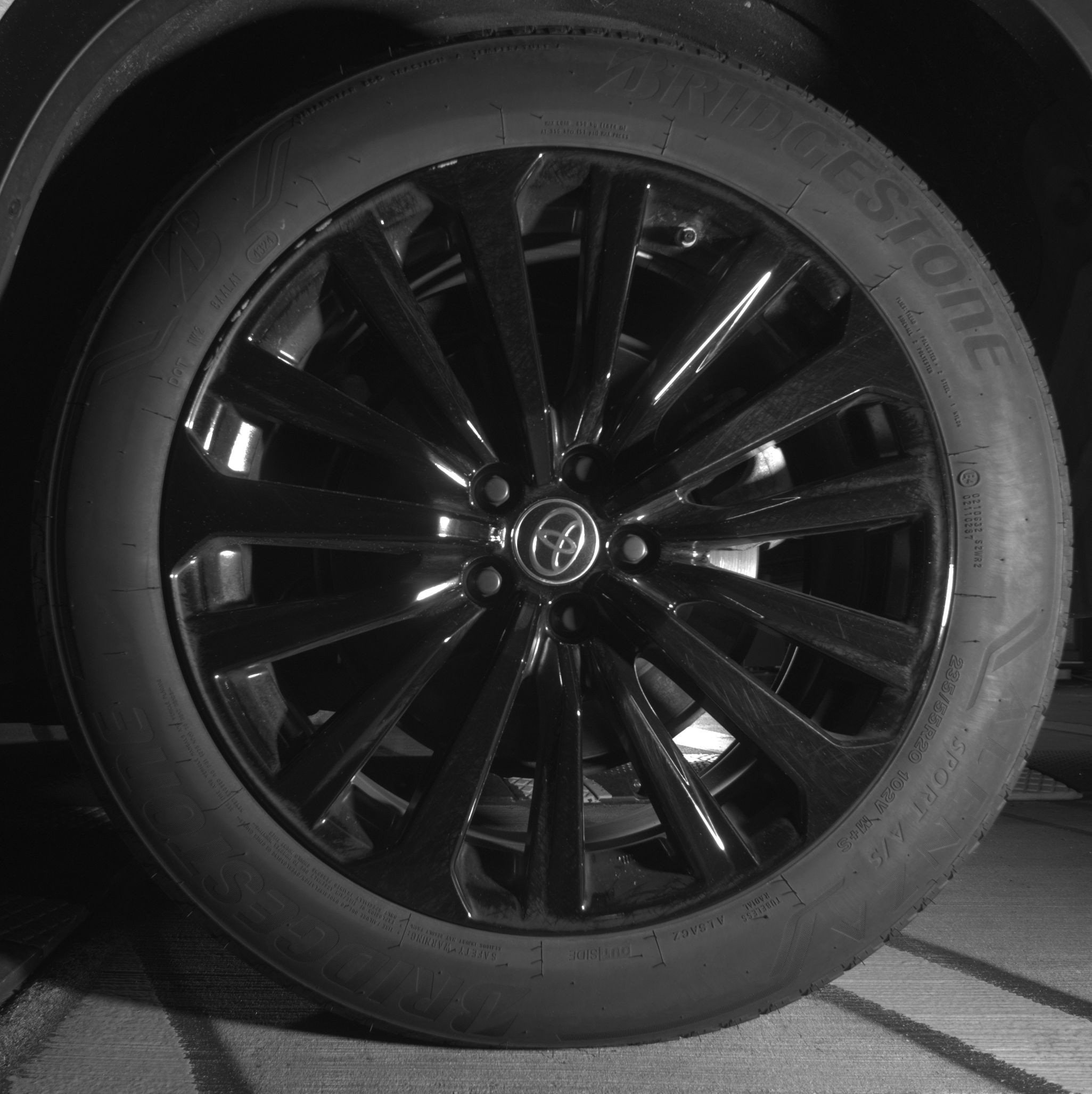 Thumbnail: 2025 Toyota Highlander - 14