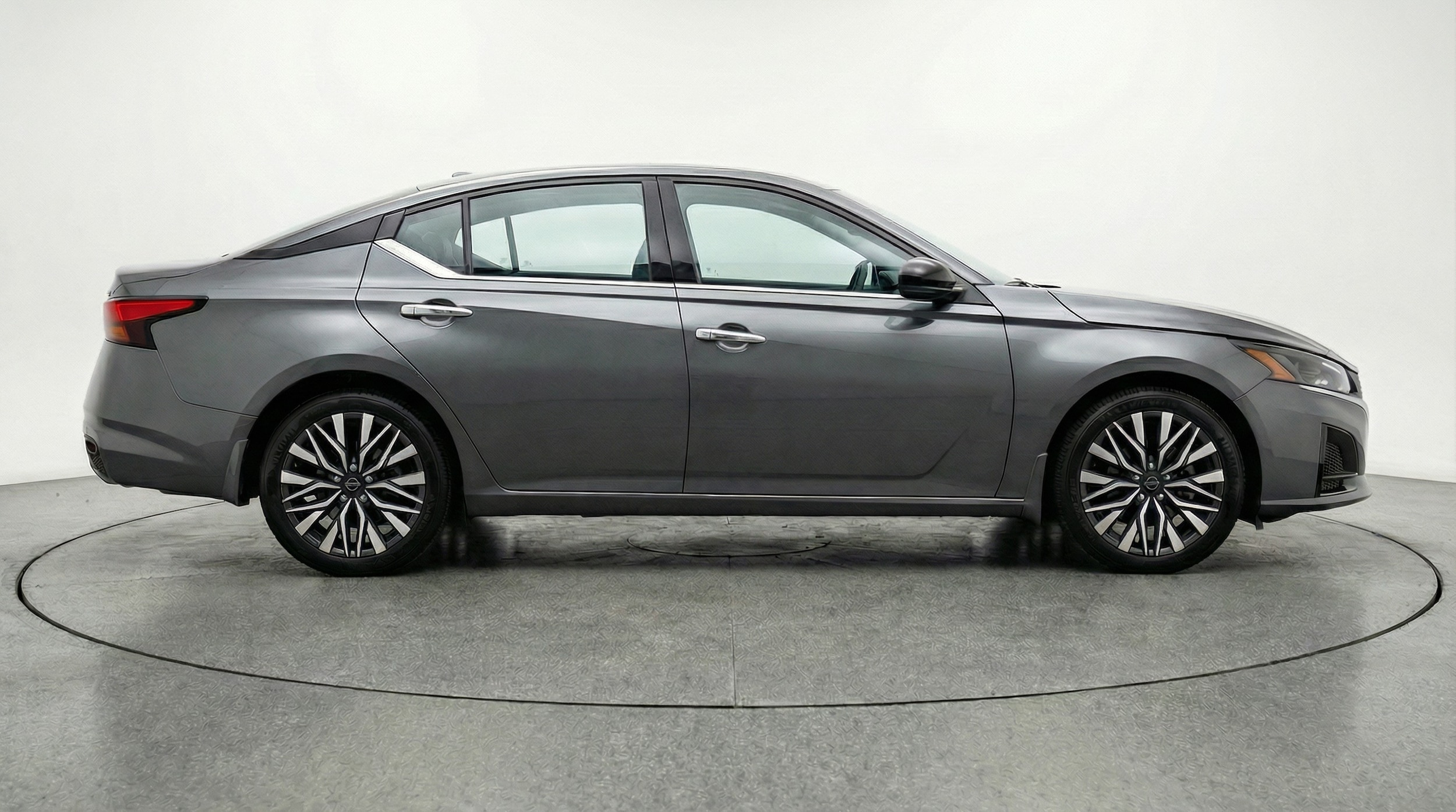 Thumbnail: 2025 Nissan Altima - 8