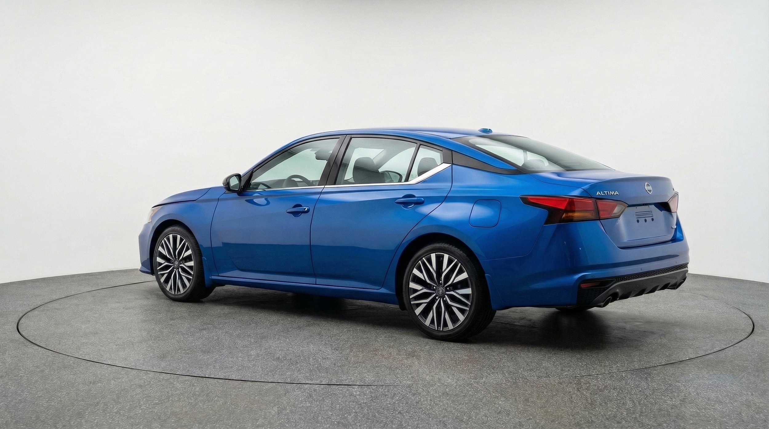 Thumbnail: 2025 Nissan Altima - 6