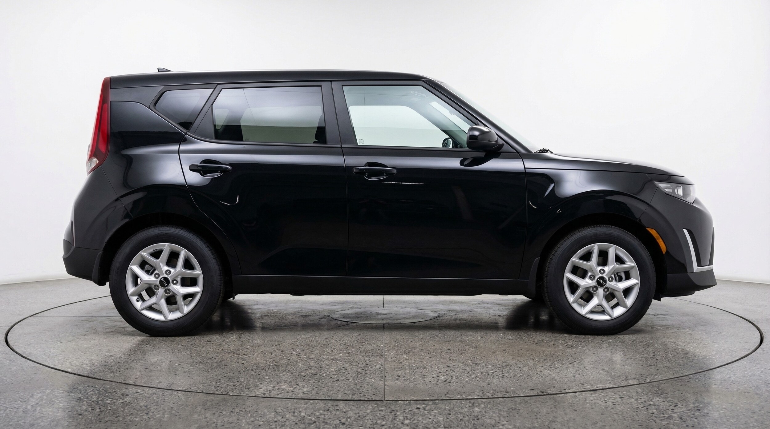 Thumbnail: 2025 Kia Soul - 8