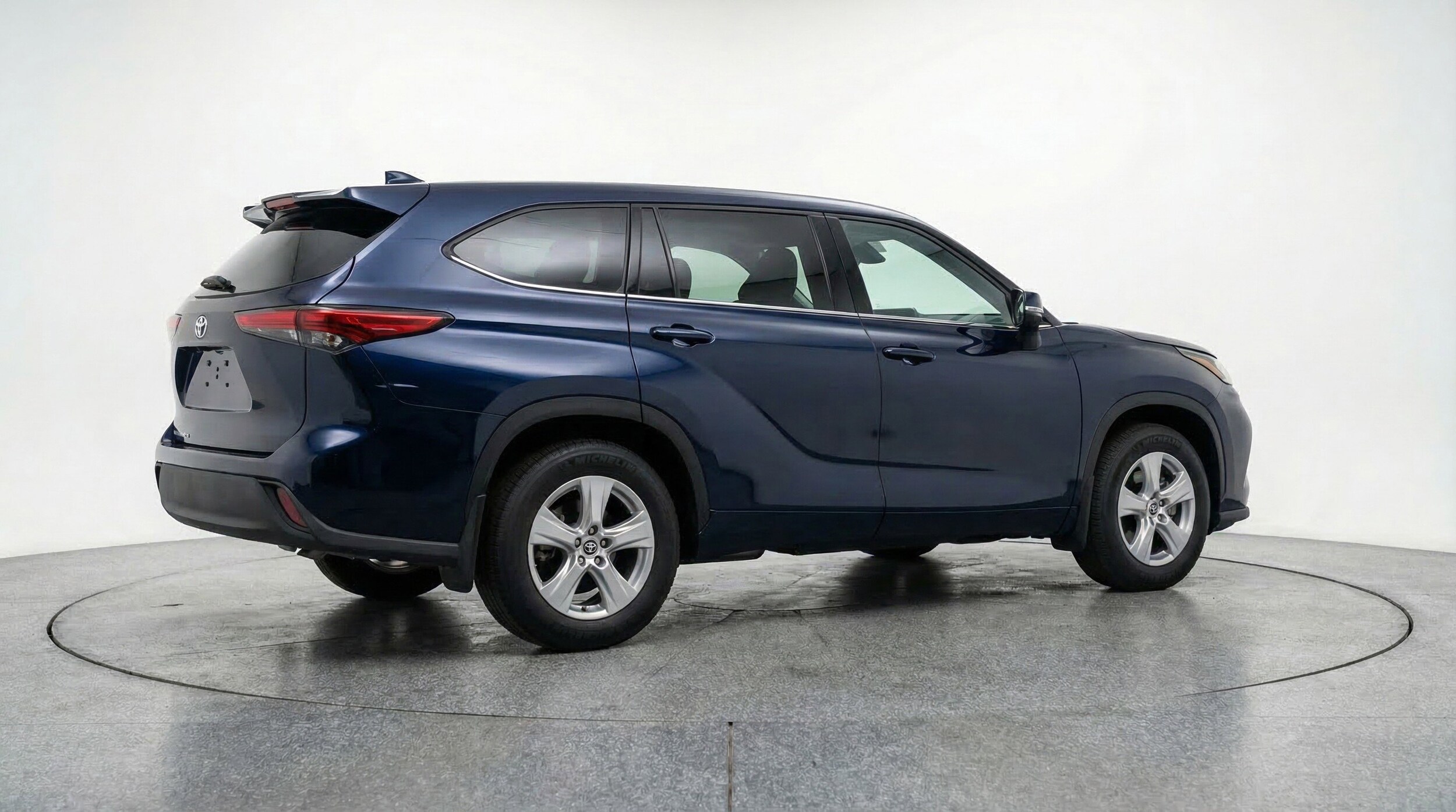 Thumbnail: 2025 Toyota Highlander - 9