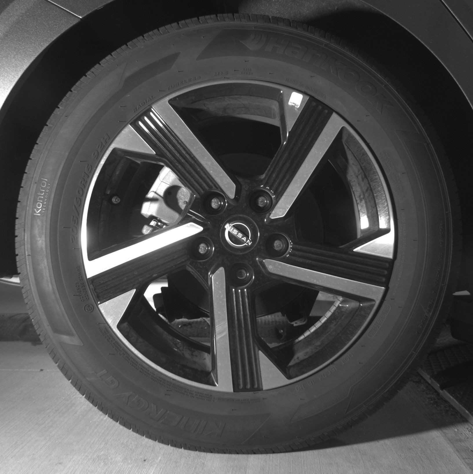 Thumbnail: 2025 Nissan Sentra - 12