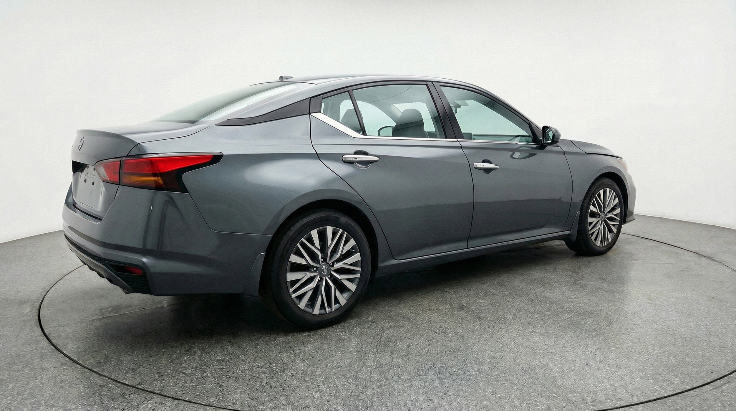 Thumbnail: 2025 Nissan Altima - 9
